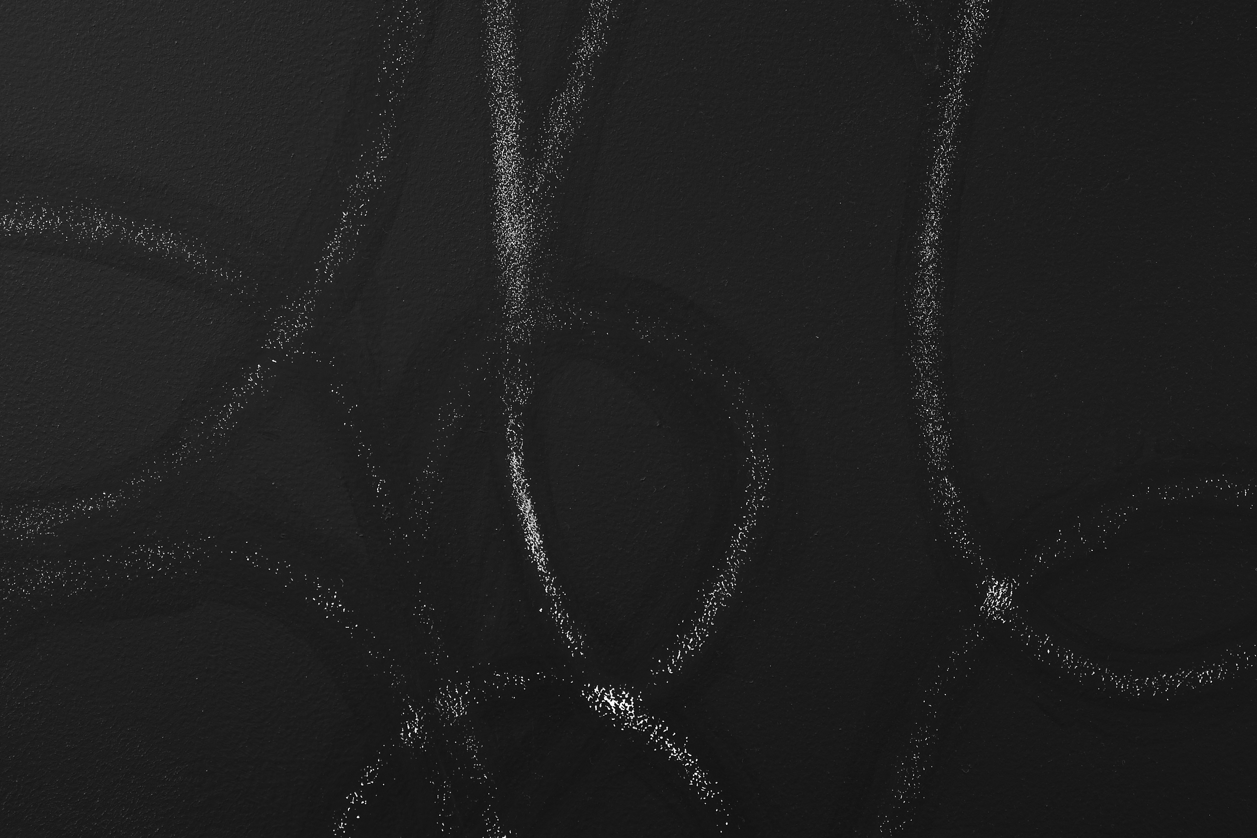 donna Kukama, To feel so right while being so wrong (2025) | Water based enamel and audacity on aluminium, 152.5 x 122 x 2 cm (detail)