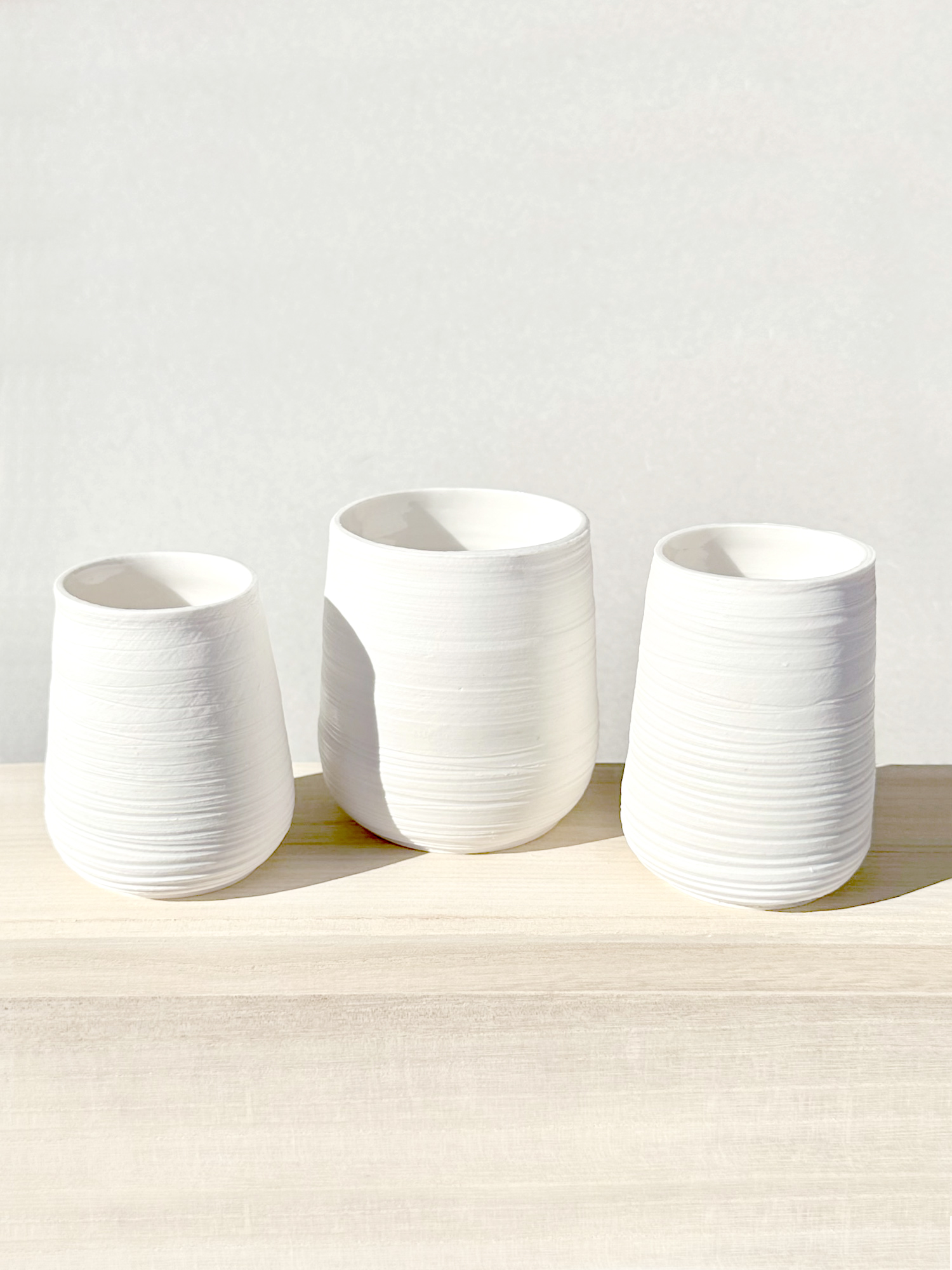 Shiroi Vases
