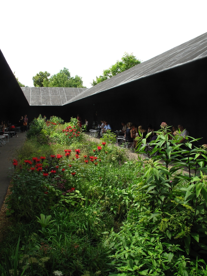 Serpentine Gallery Pavilion 2011, Peter Zumthor in collaboration with Piet Oudolf. Photo: duncan c (Flickr)
