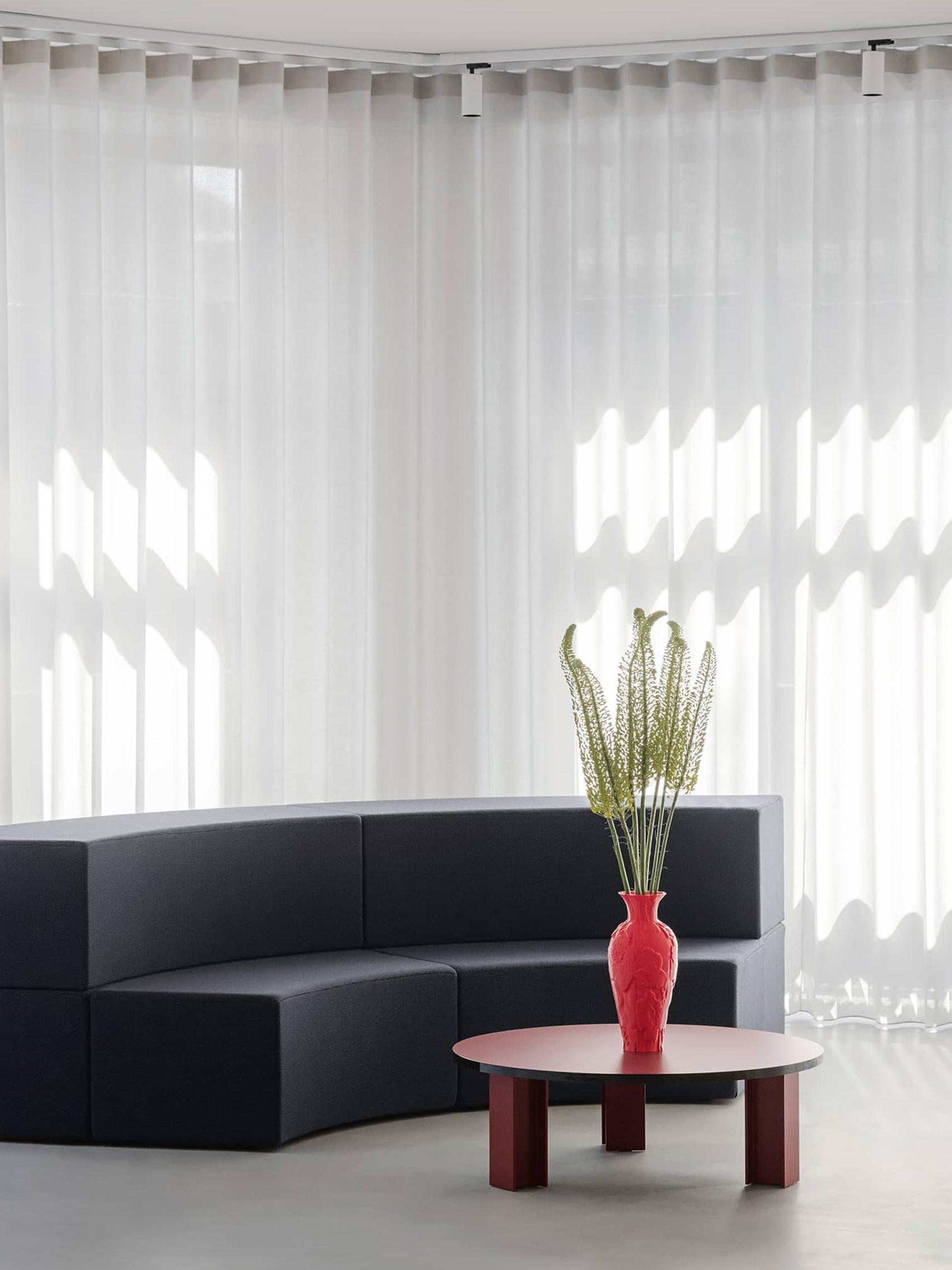 +HALLE SHOWROOMInterior concept and furnishing. Photo: Rasmus Dengsø