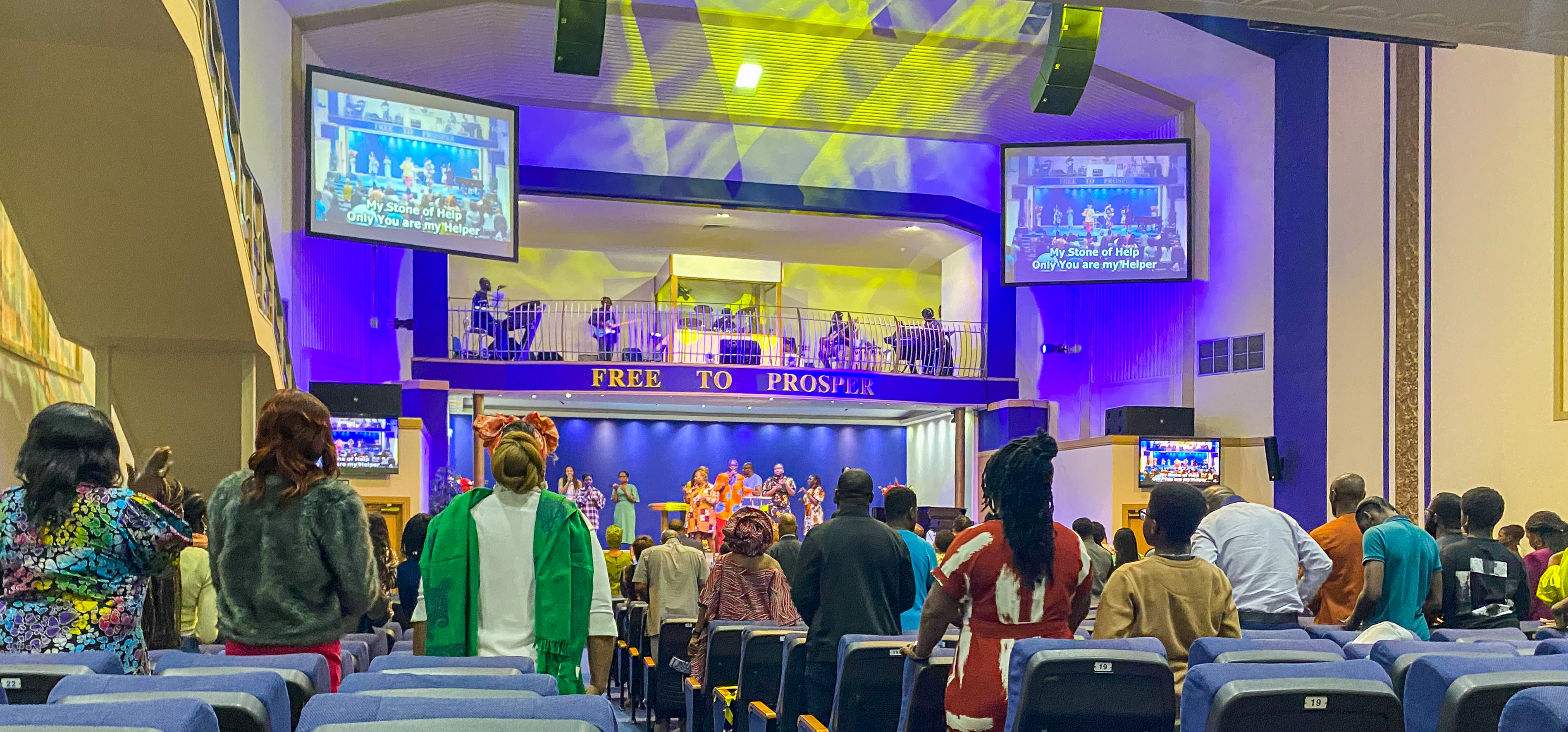 Service, Sunni Razvi Jamia Masjid and Islamic Centre Newham, Former Coliseum Cinema, 1995, High Street, Manor Park, London. Photo credit: Sirj Photography