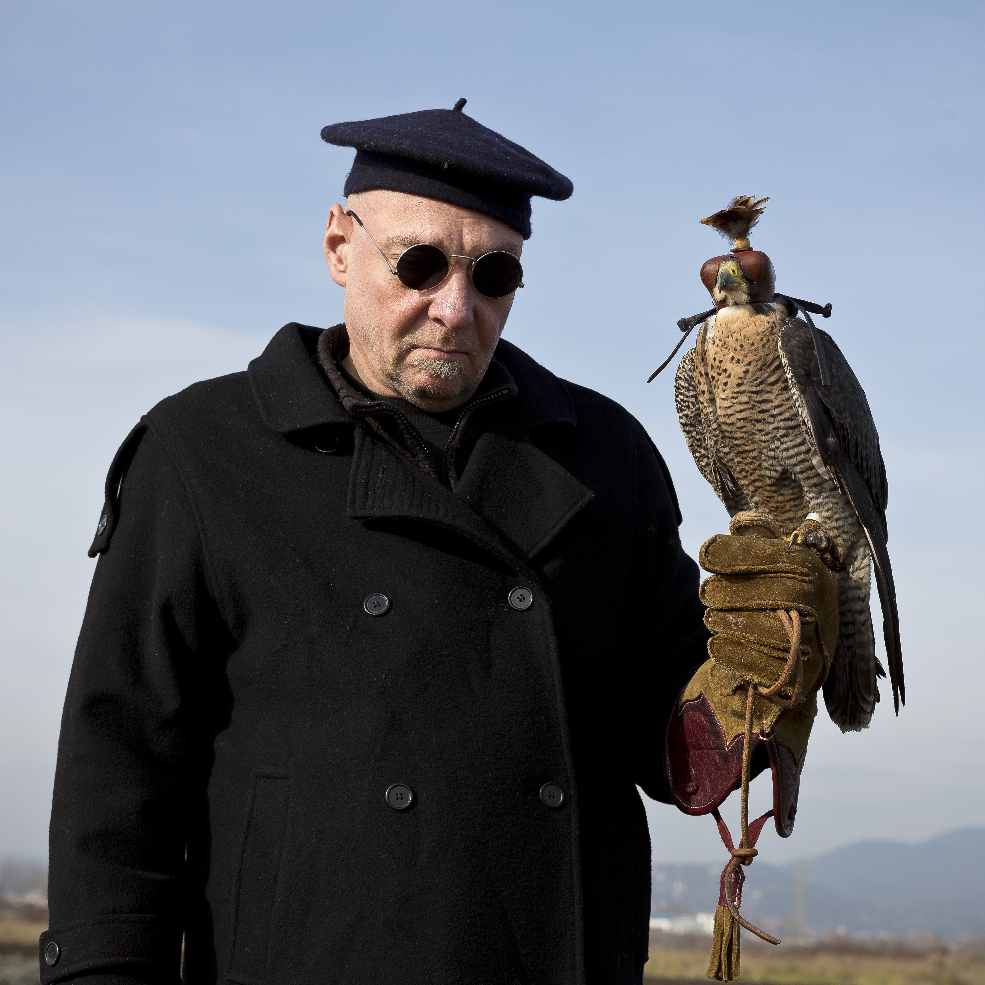 Professzionális portré fotózás madárral