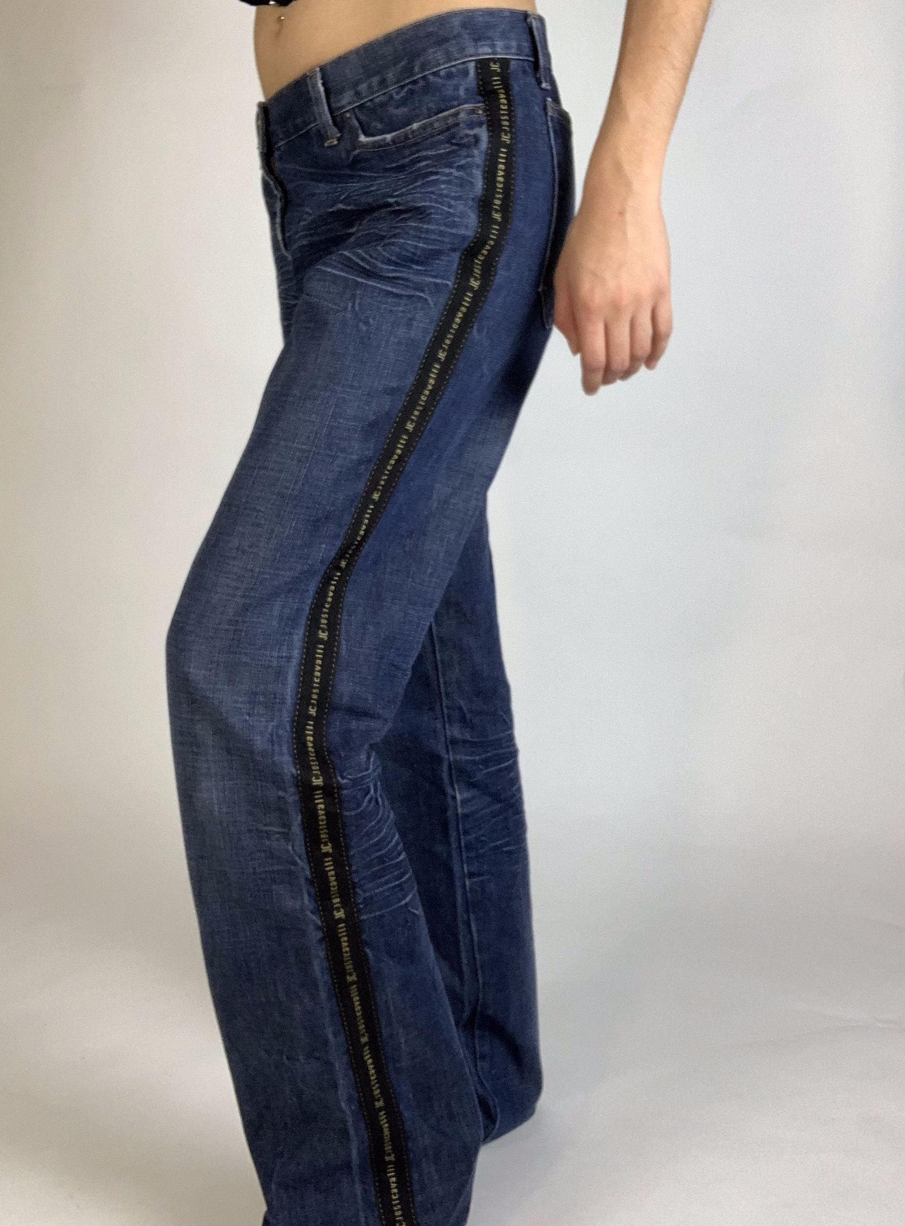 Just Cavalli Spellout Blue Denim - 𝓈𝑜𝓁𝒹