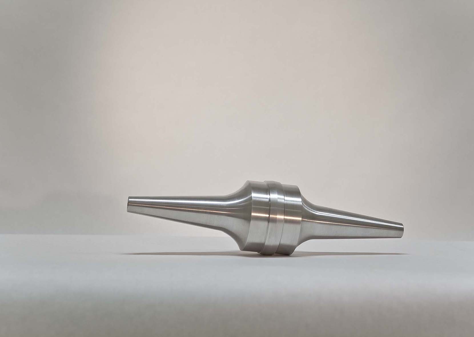 Welle (shaft)2011aluminium, CNC–machined11×40×11cm