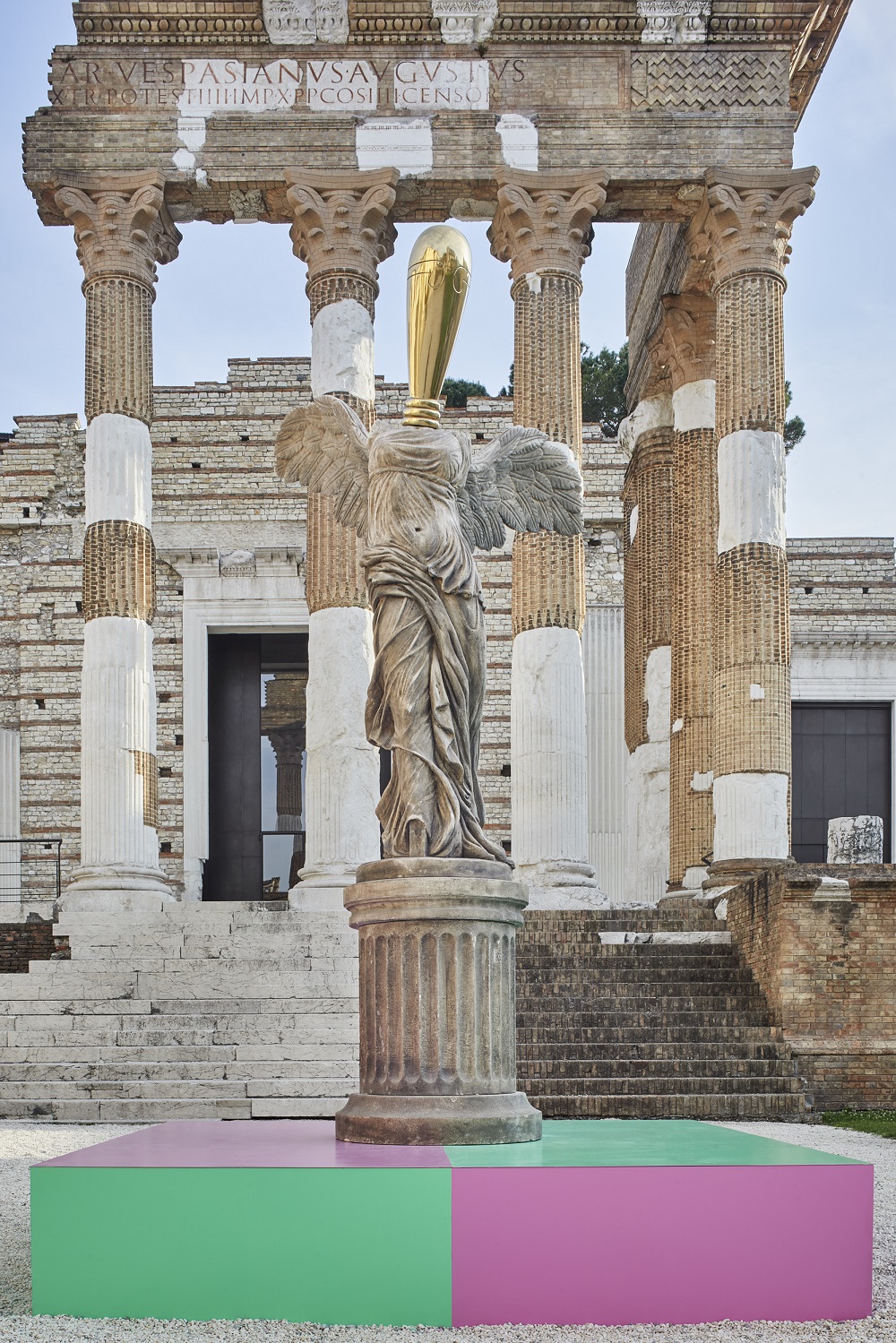 Vewzzoli, Paola Manfredi