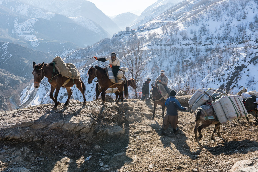 Village de Zale, Kurdistan, Irak, f&eacute;vrier 2017. Au fond, le poste fronti&egrave;re iranien.