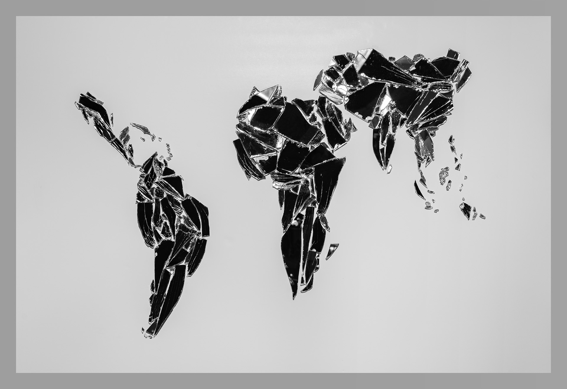 Espejos Mutantes (Mutant Mirrors) >> coming soon