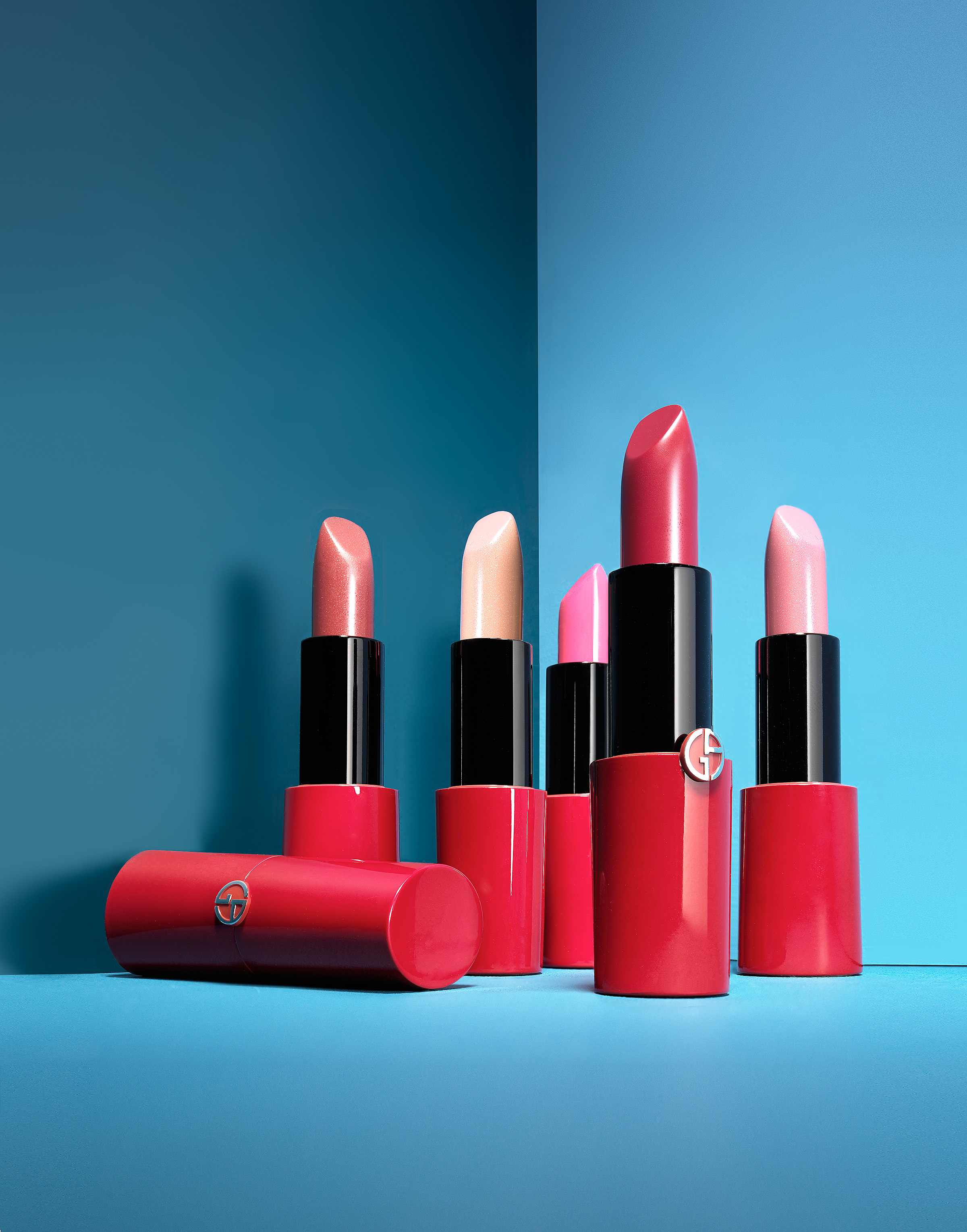 SAKS FIFTH AVENUE ; BEAUTY