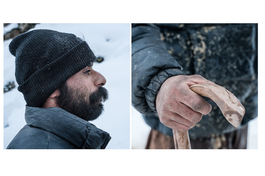 Tawela, Kurdistan, Irak, mars 2019. Rezgar a 34 ans. Il habite la grande ville de Marivan, et travaille comme kolbar depuis presque 10 ans. &laquo;&nbsp;Nous gagnons de l'argent, mais ce travail ne dure que un ou deux mois, ce n'est pas stable. Parfois, nous n'avons pas de travail pendant un an. Je n'ai que ce travail. J&rsquo;aurai aim&eacute; d&rsquo;avoir un travail plus facile, d&rsquo;avoir la possibilit&eacute; d&rsquo;&ecirc;tre avec ma famille tranquillement. Mais j'ai pris l'habitude. Pour une charge on gagne 50 000 Tomans (moins de 4&euro;). Quatre personnes vivent de mon travail. Je ne veux pas que mes enfants fassent ce travail que je fais maintenant, j'aimerais qu'ils soient m&eacute;decins ou enseignants.&nbsp;&raquo;