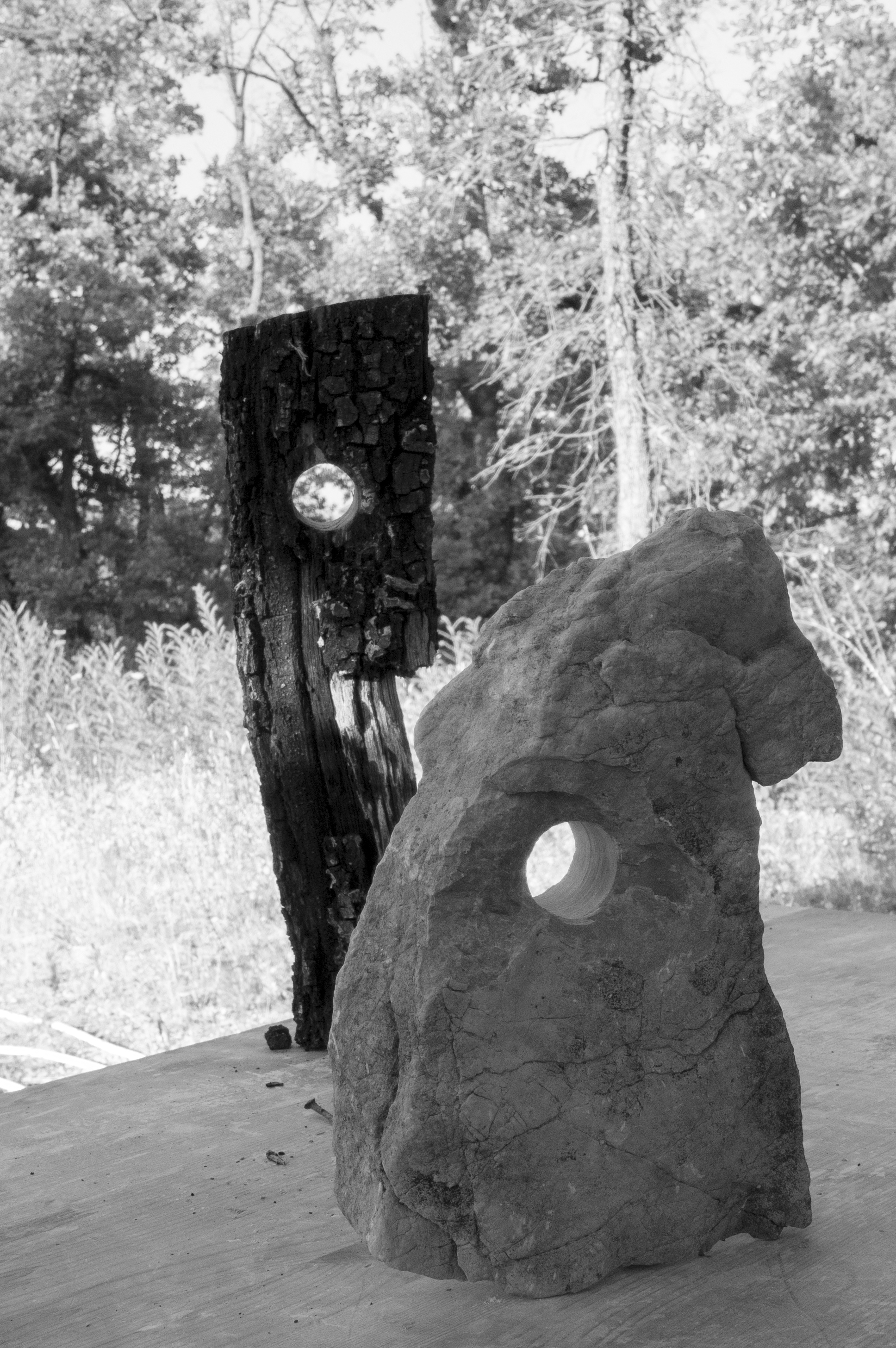 Ne pas avoir les yeux en face du trou, 2019