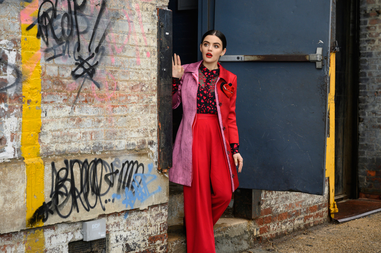 Katy KeeneCostume Designer: Jennifer RogienHBO Max, 2020