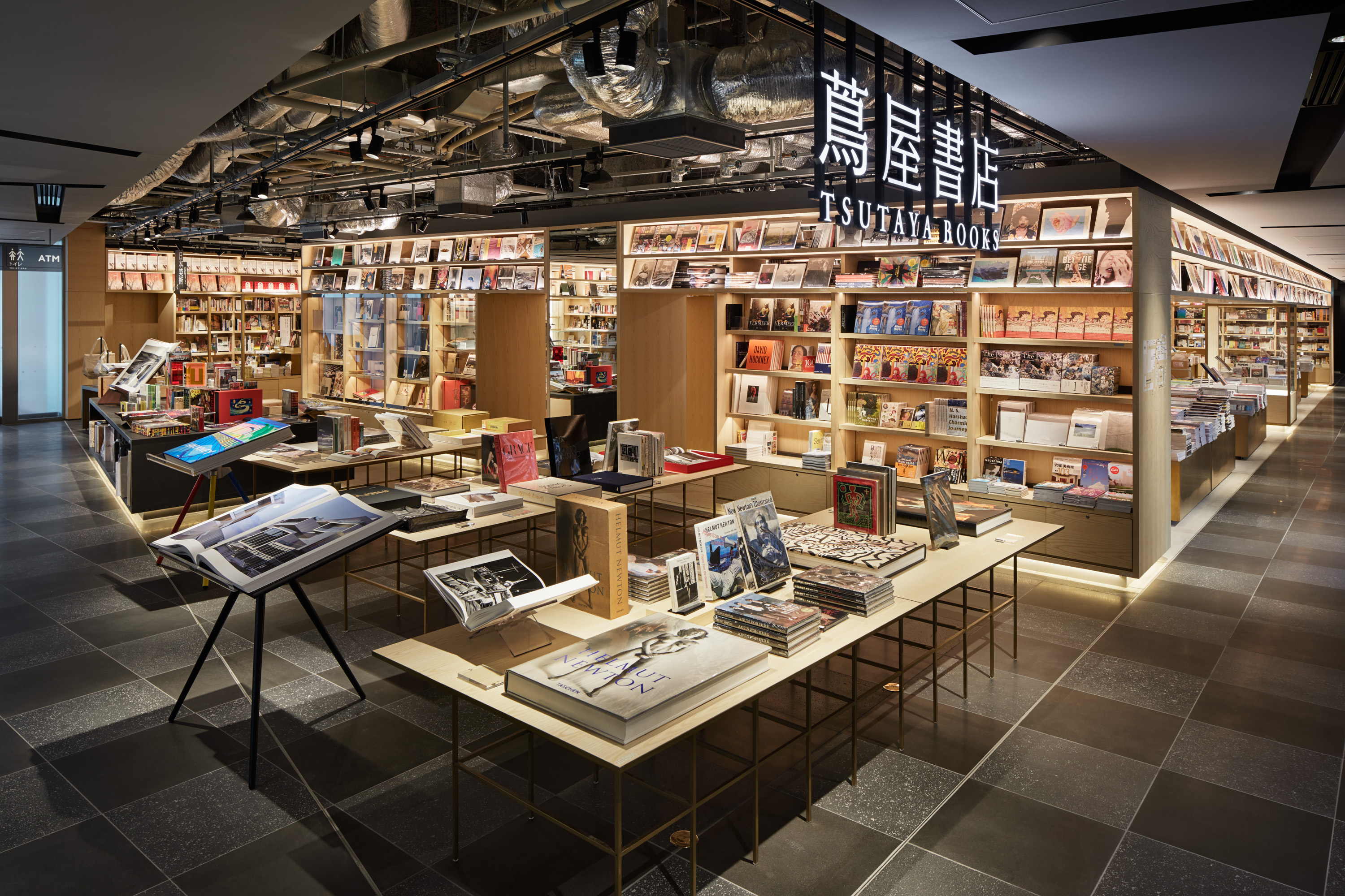 Tsutaya Ginza Six When In Tokyo Tokyo S Art Design And Architecture Guide