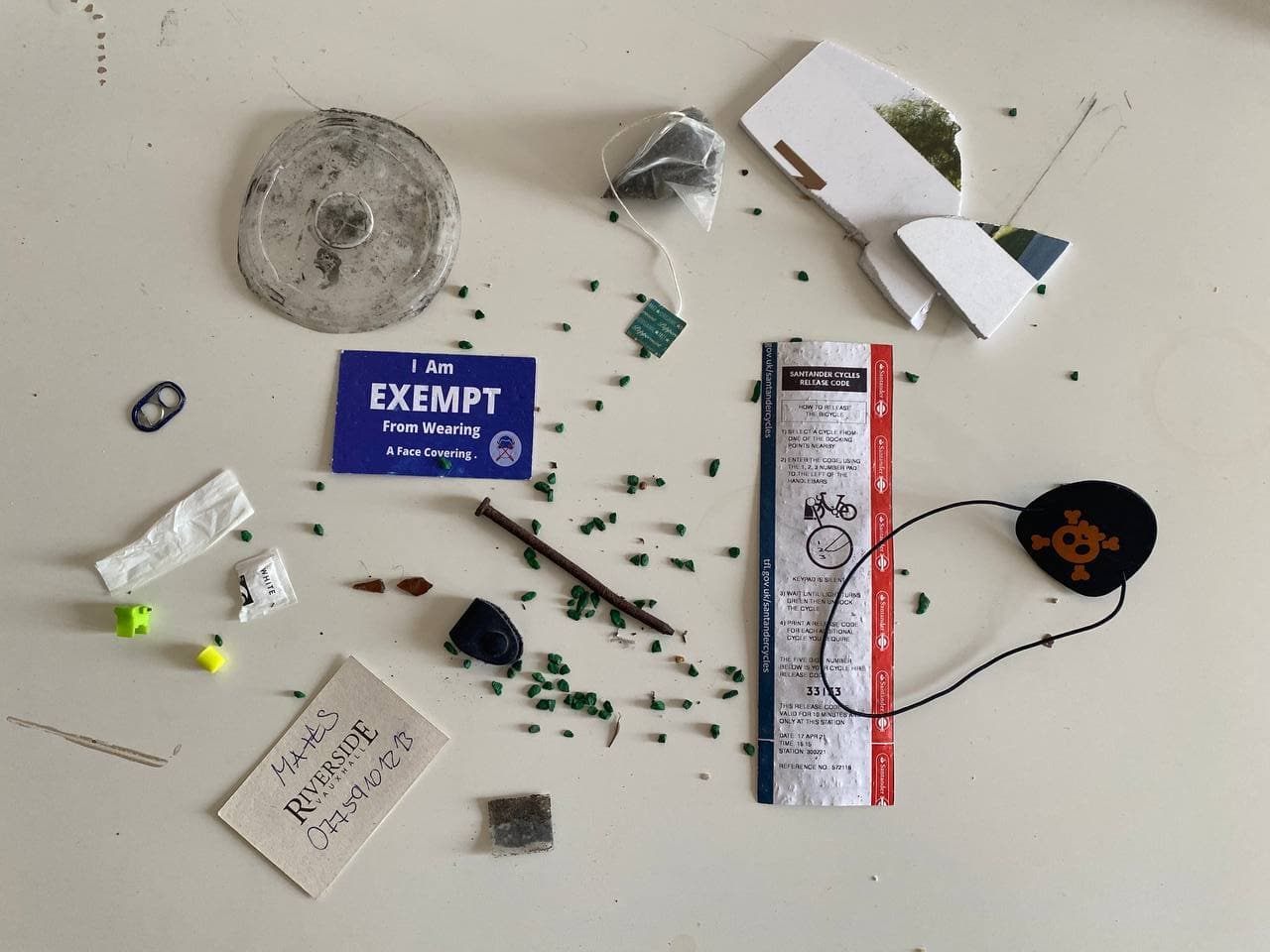 Alisa and Ksenia. Gleaning season. London