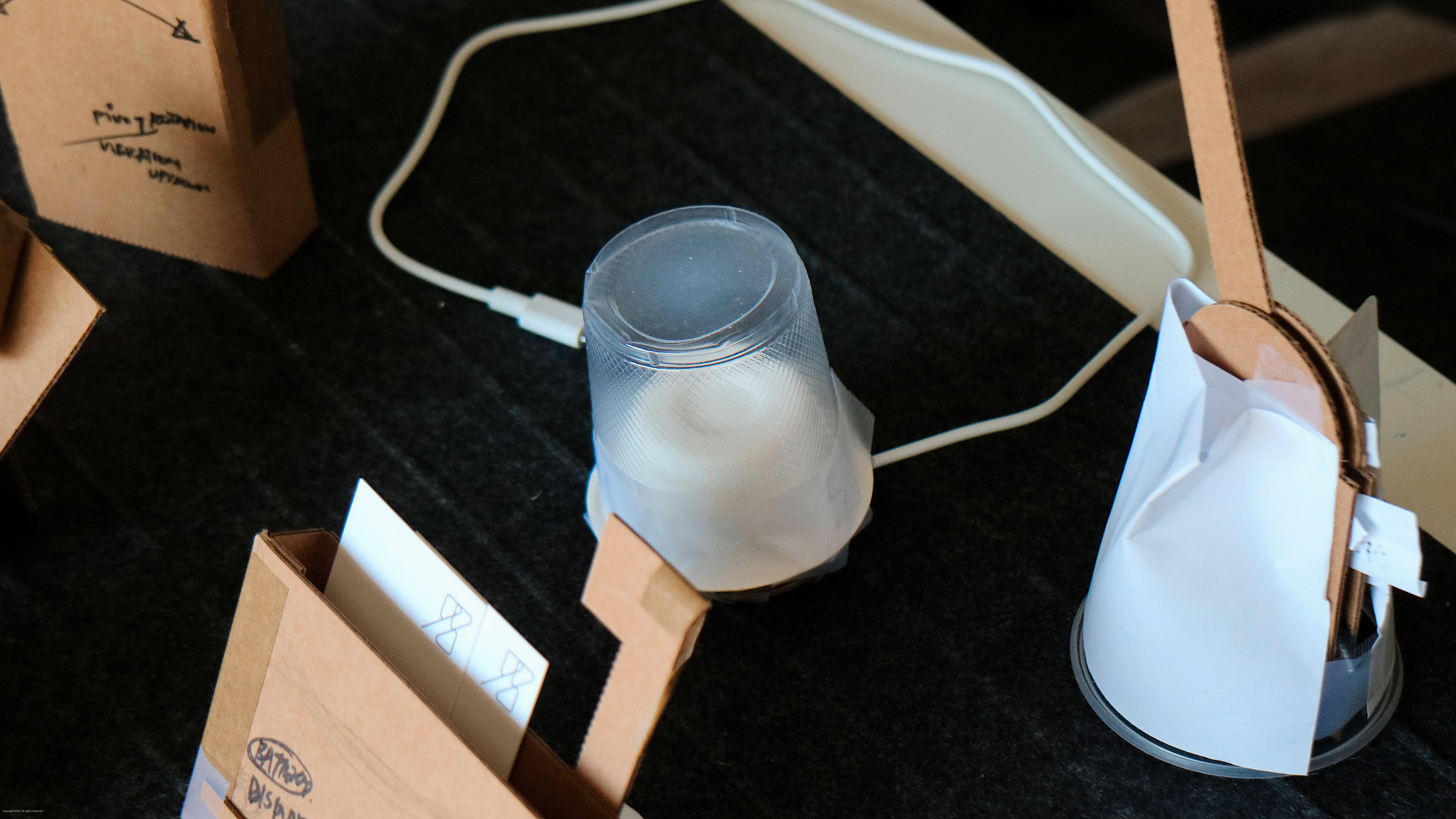 Exaggerated charging light prototype with magnets