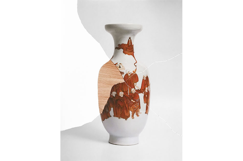 Livia MarínBroken Things (mixed media), 201810 fotografías intervenidas con papel e hilo de oro (detalle)