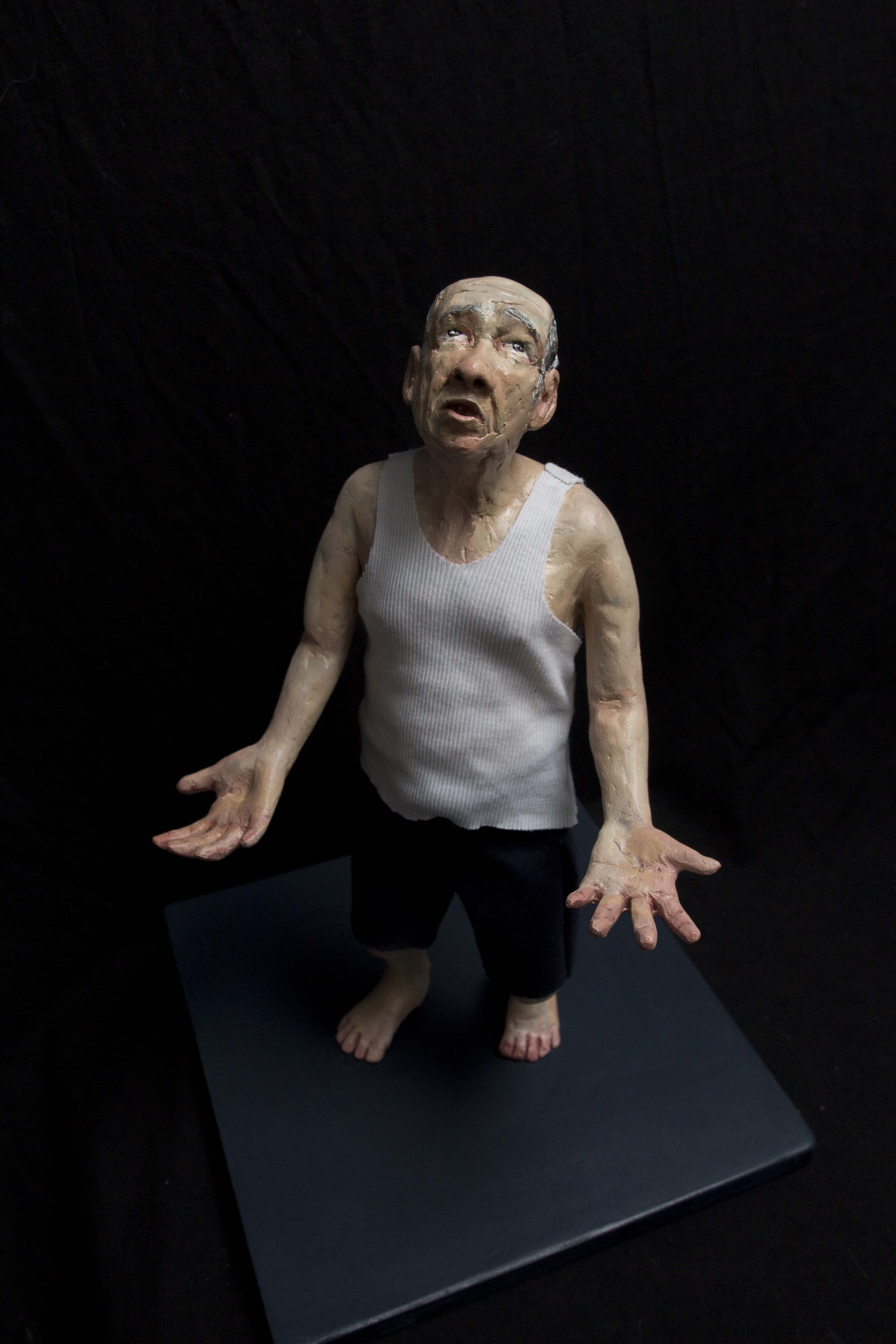 44x26x18 cm