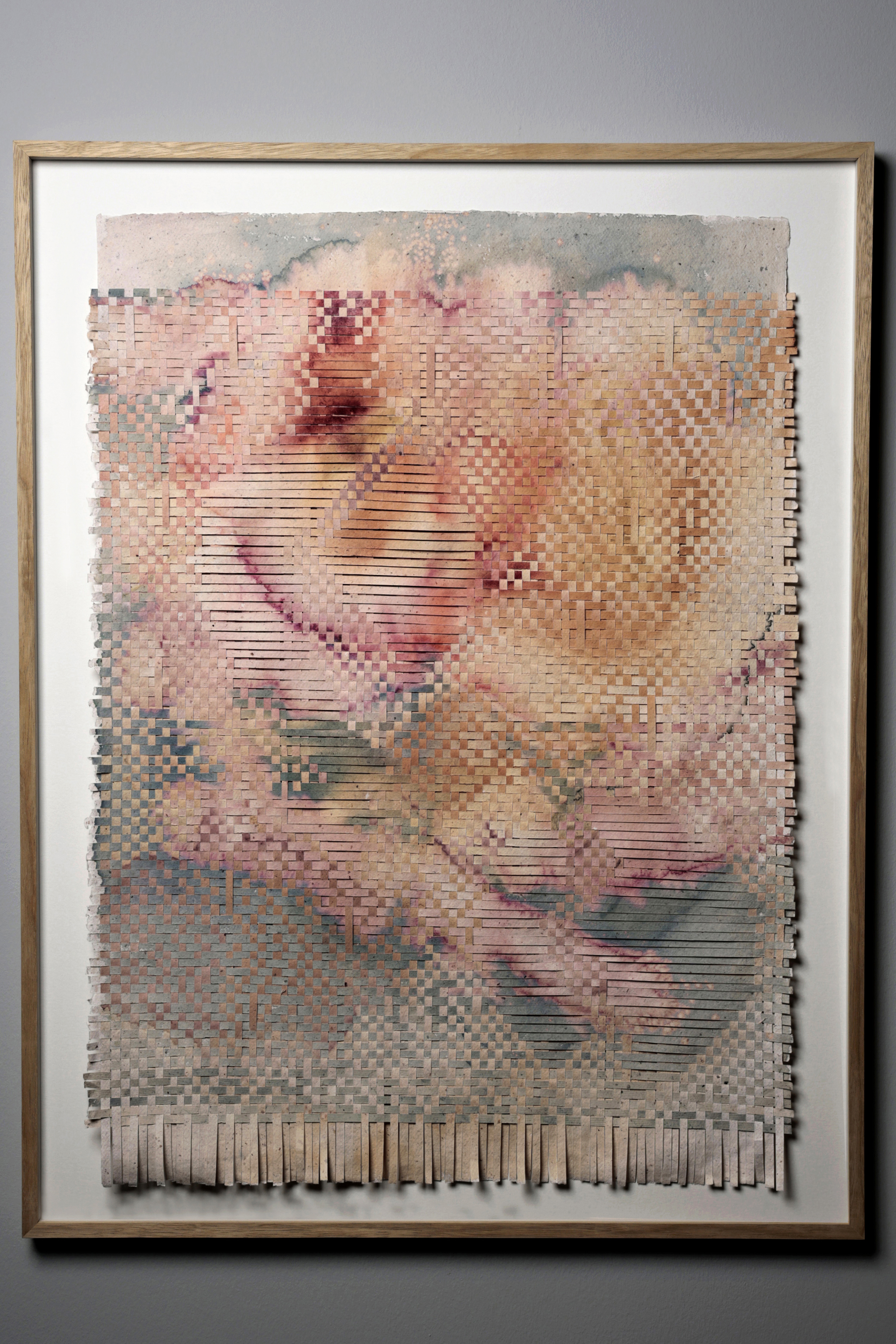 The sky and all the colors, 01, woven painting, cotton paper, natural inks from indigo, madder, red cabbage, avocado pits and safflower 26’’x 34’’ (framed), 2021