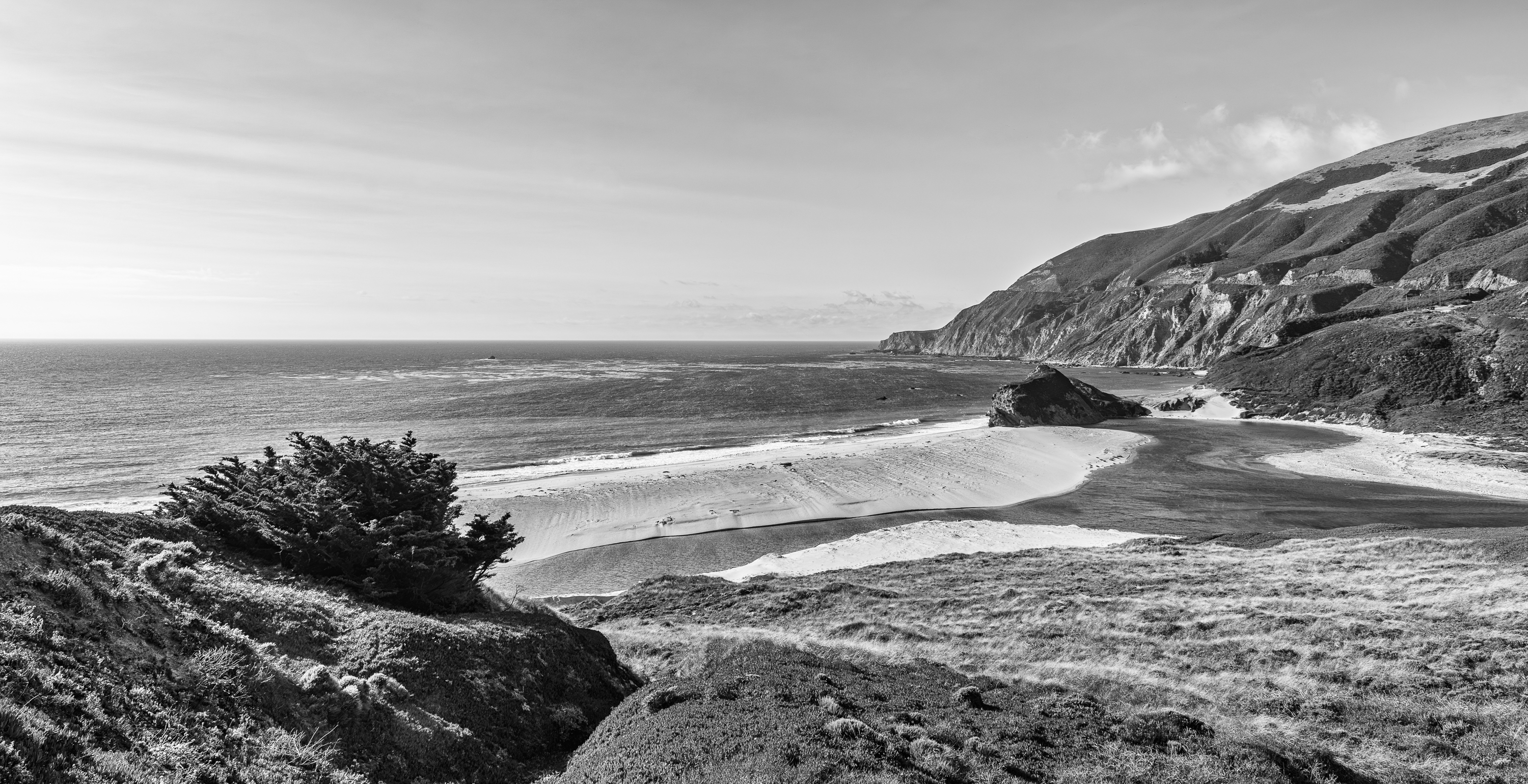 Cote pacifique entre Los Angeles et San Francisco.