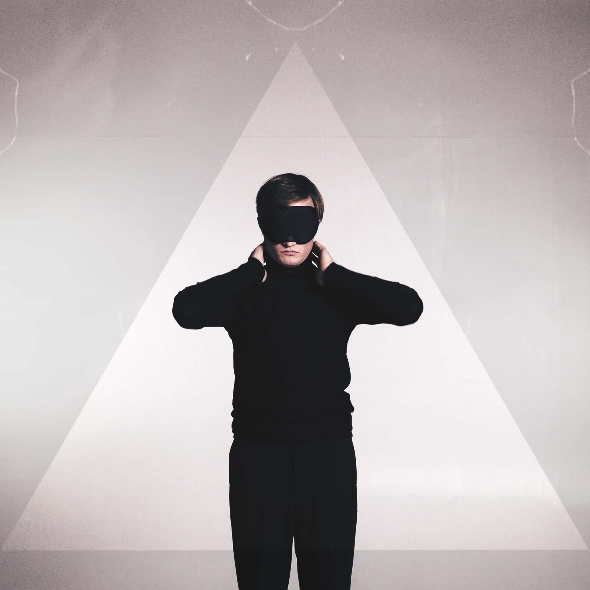 Theta Noir EVOLUTIONARY Movements