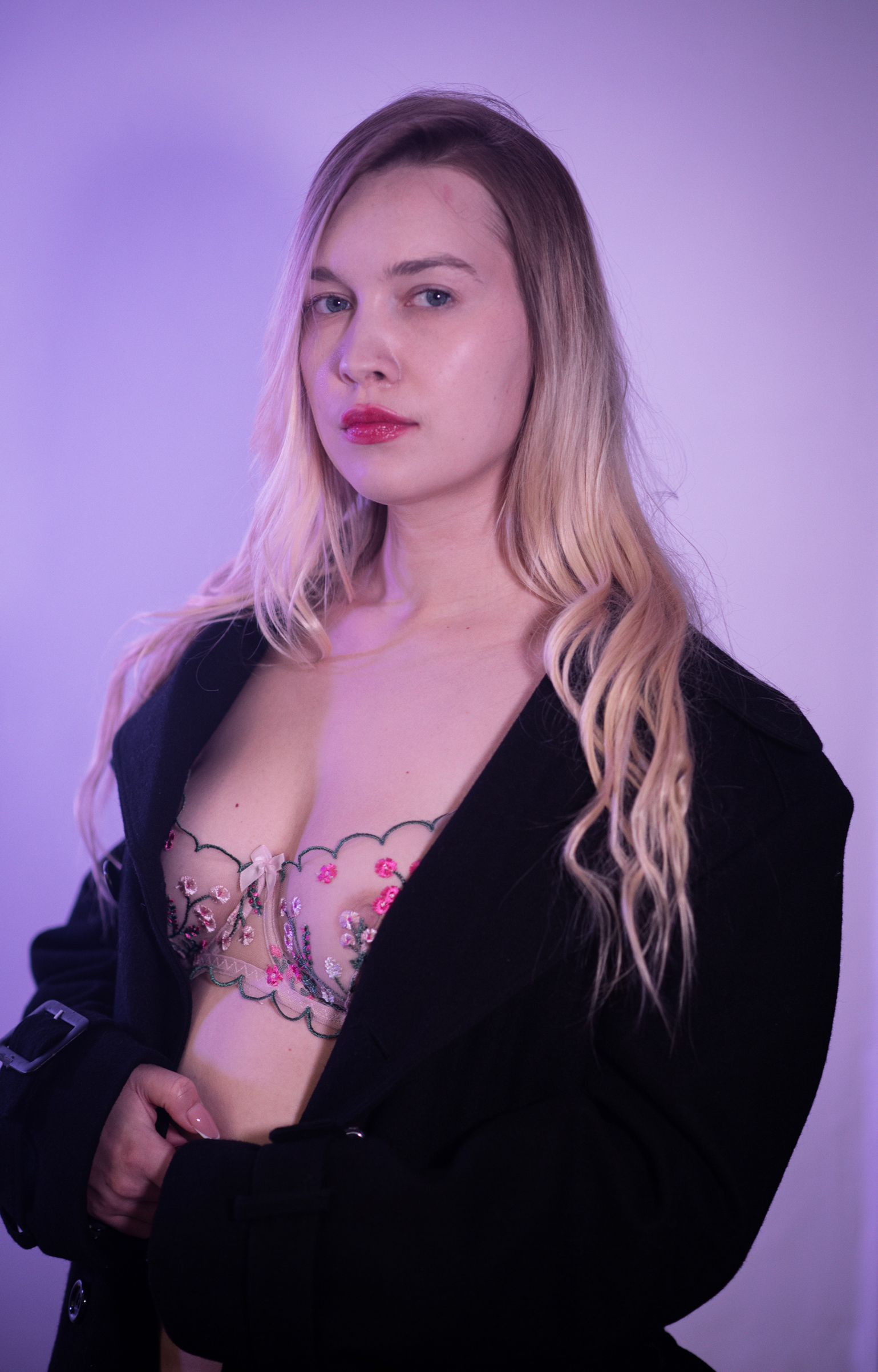 TATIANA  editorial for SOCKS & PIZZA MAG. Ciudad de M&eacute;xico, 2025