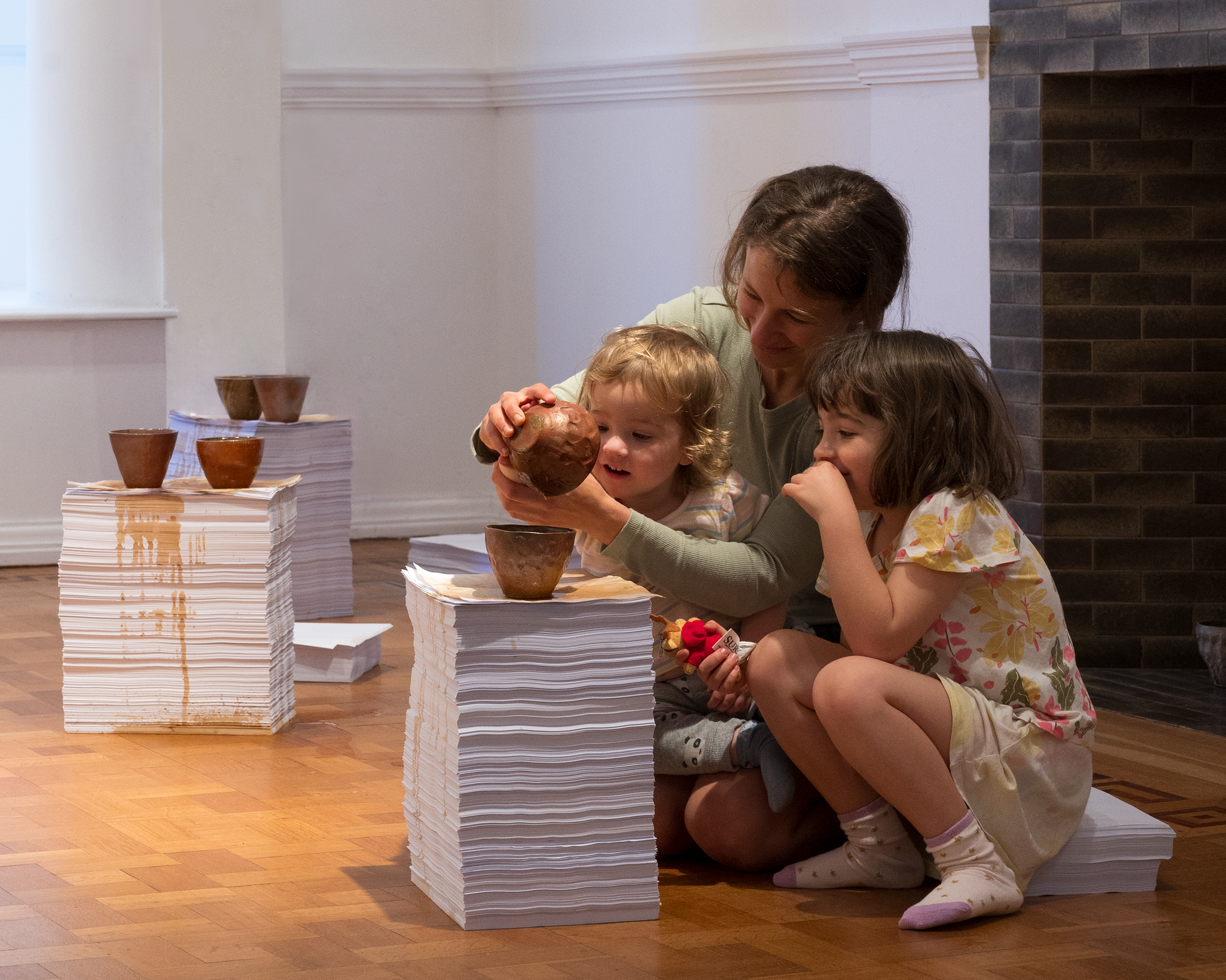 Jingwei Bu – Pouring Tea Until It Is All Evaporated – Woollahra Gallery at Redleaf