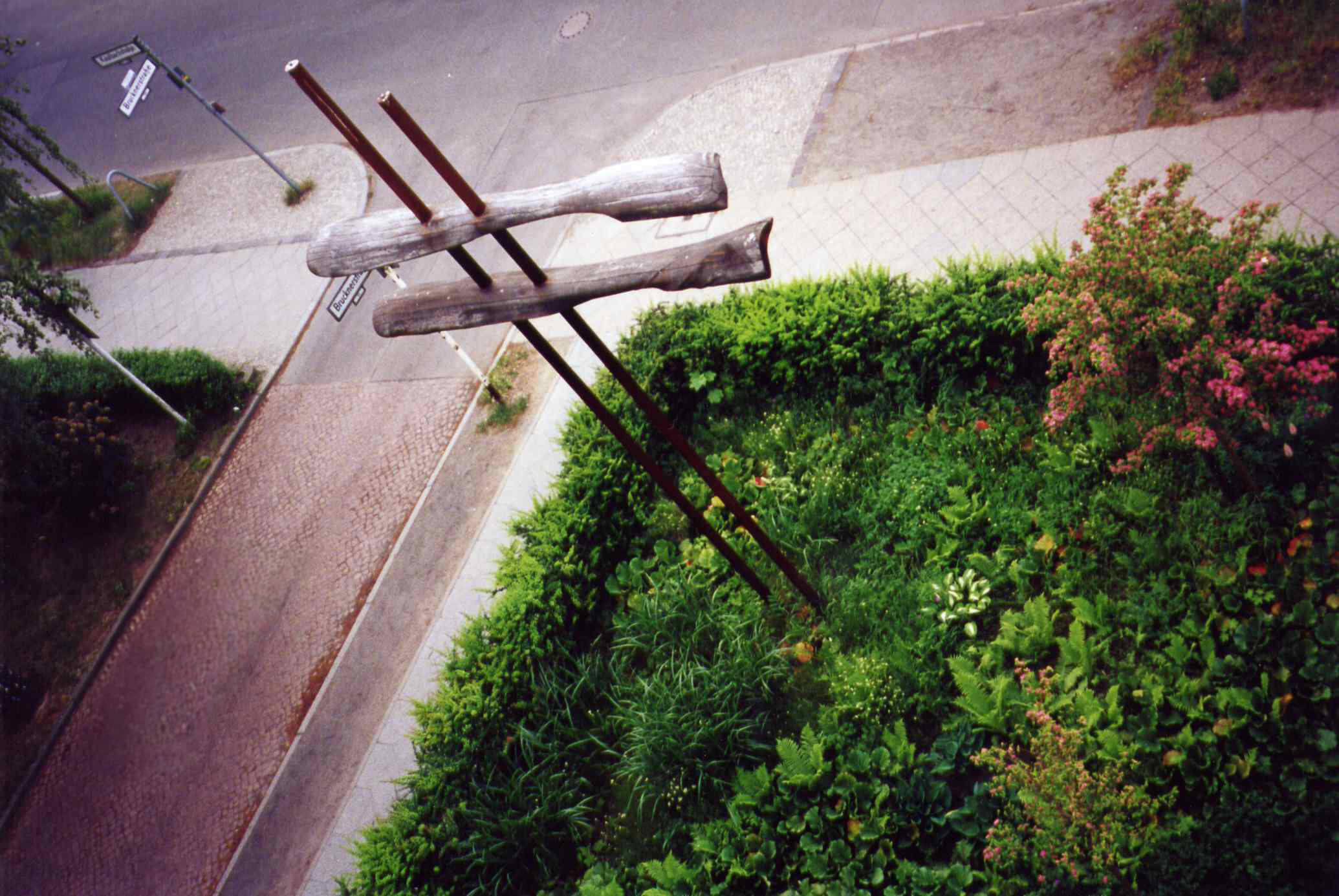 Totems - “Berlin Pohle” Alaskan yellow cedar- Berlin. 1998