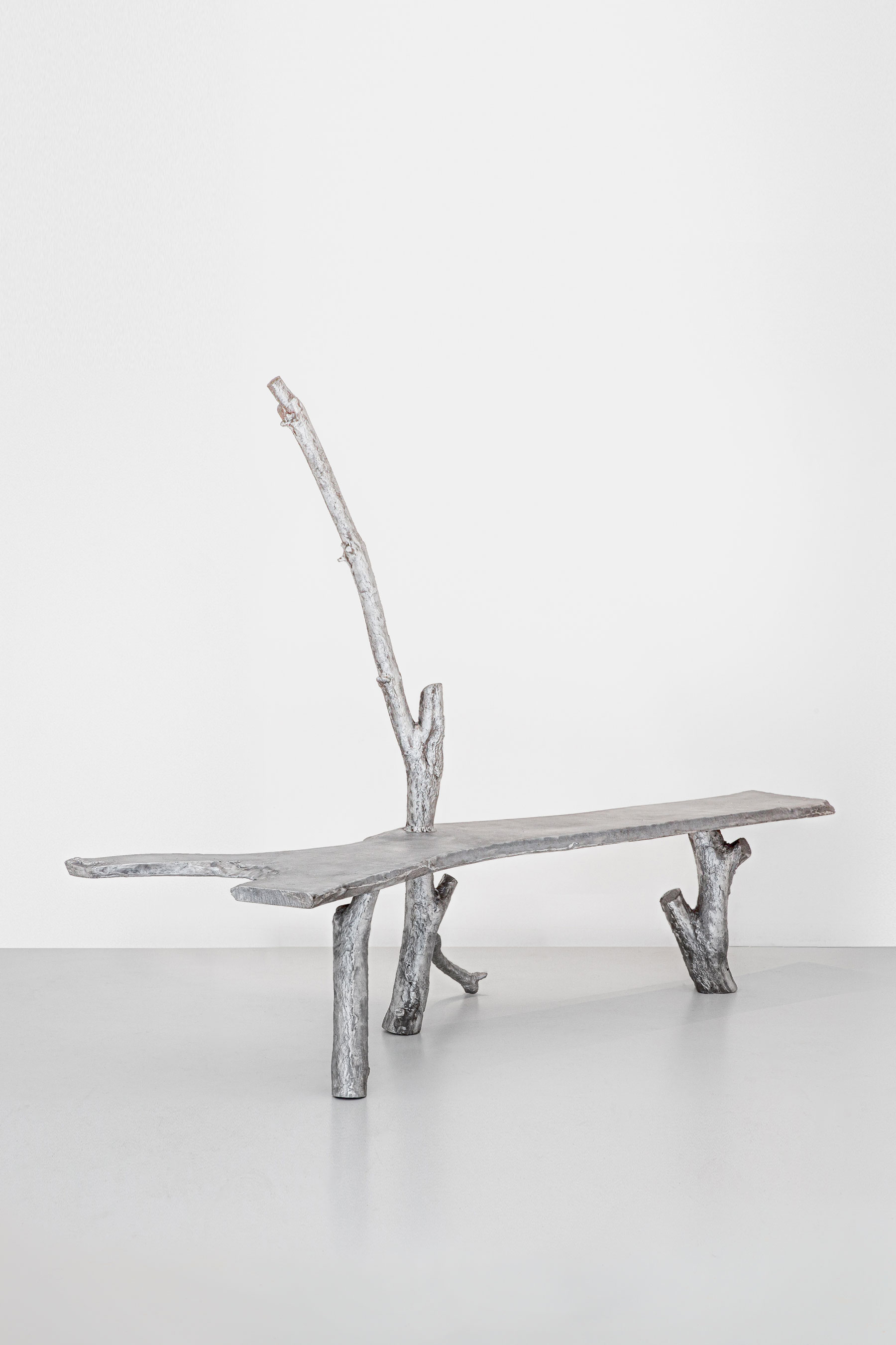 Neo Primitive_Bench 01