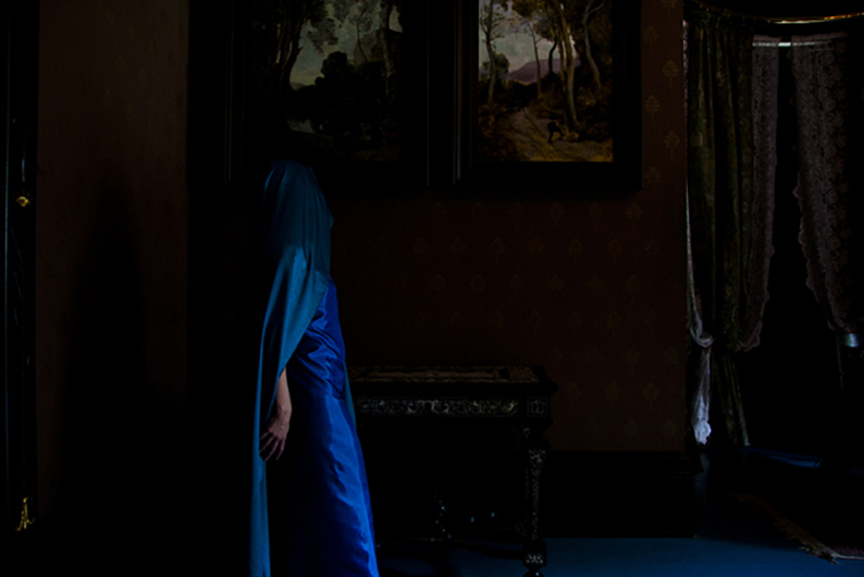 Blue Veil and Shadow (I), 40 × 26cm. 2011