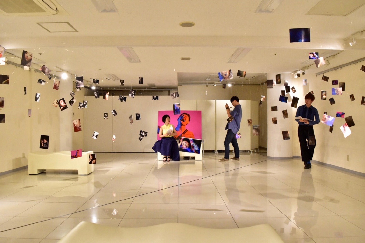 隣屋『再びひとり（必然的に）』