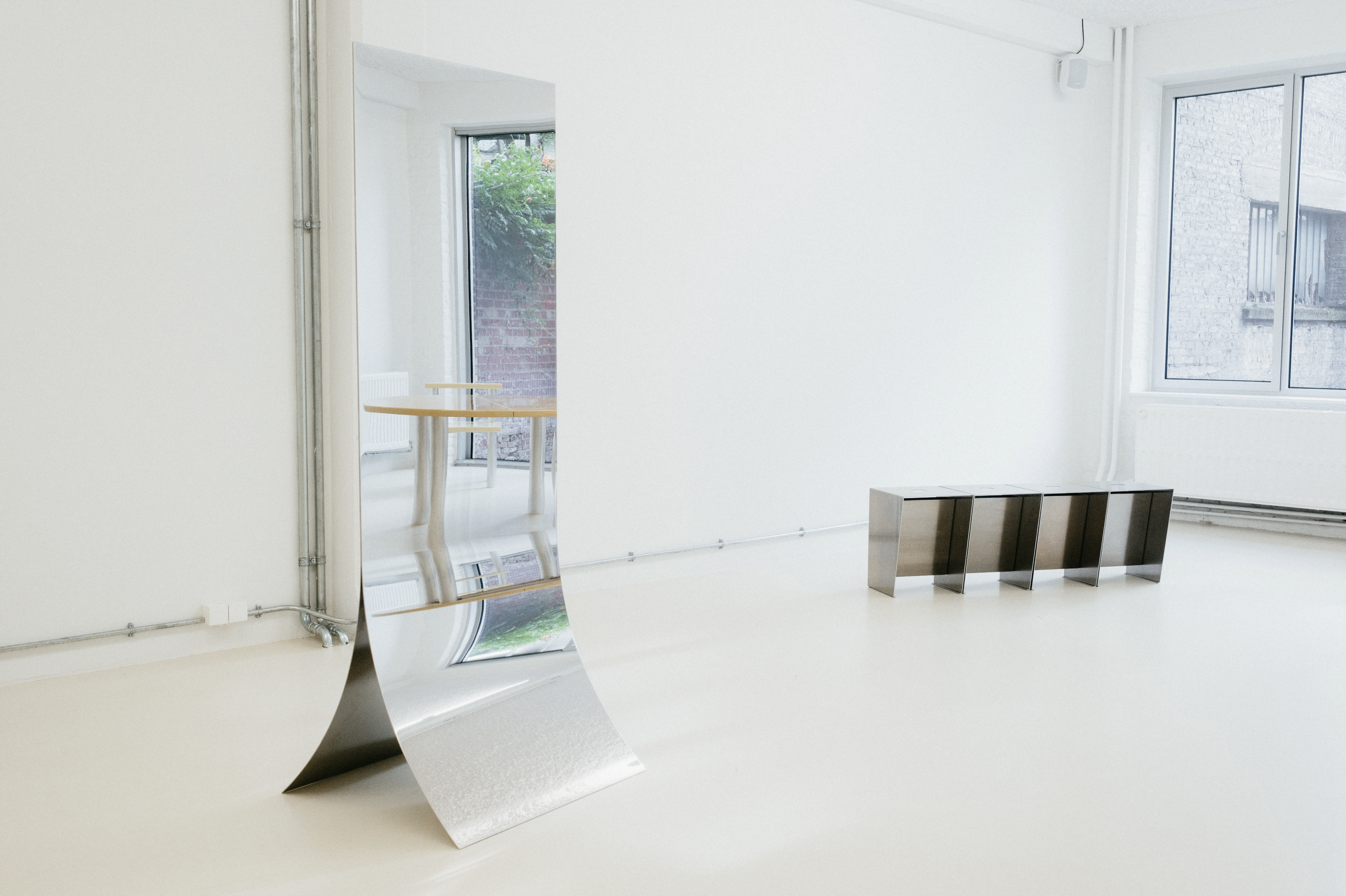 - Please (don't) touch me, solo show, Brussels, 2025