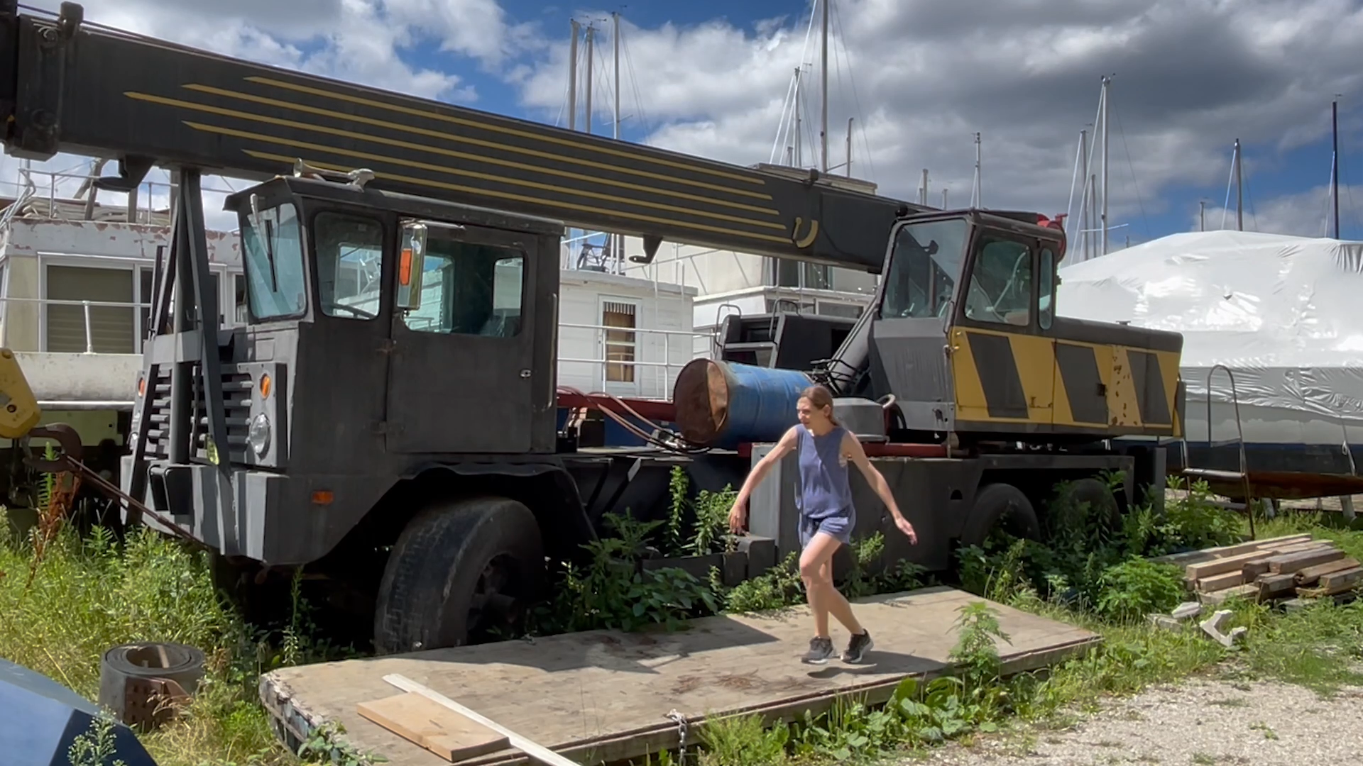 heavy equipment: video, 2:23