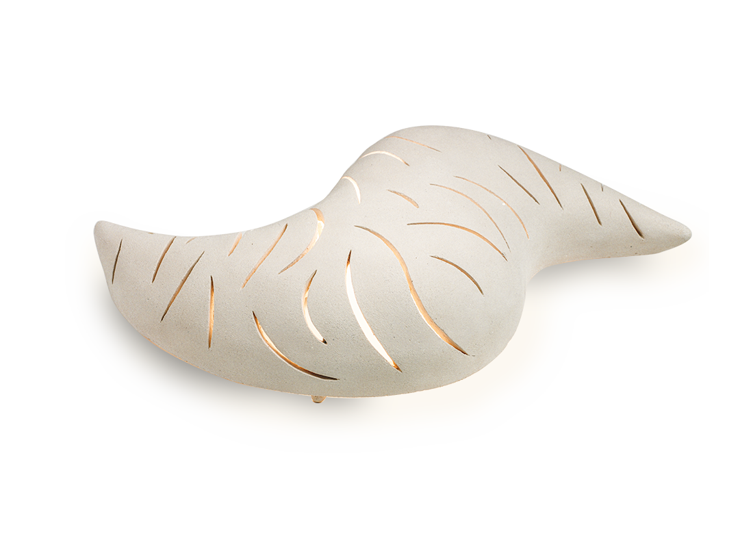 La sorella di pelle di terra (refrattario bianco, cm 35x15x20, 1998)