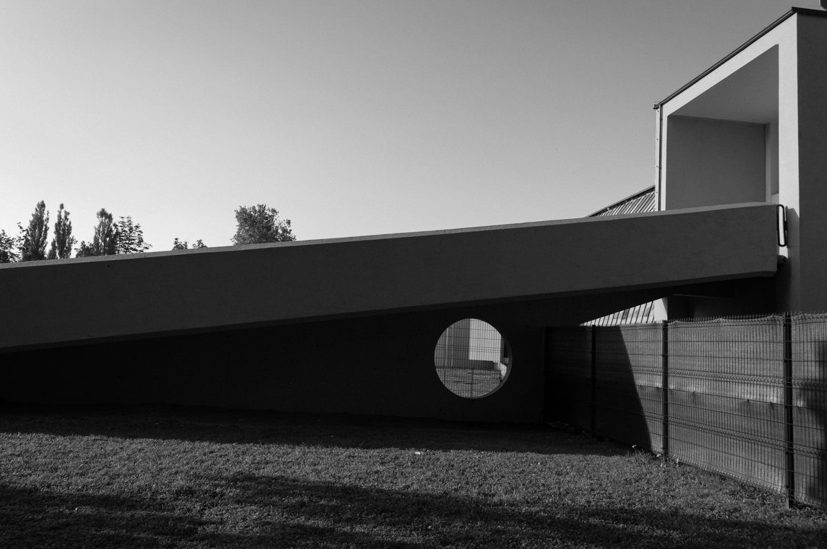 Zimsko kopali&scaron;če Tivoli, Ljubljana / 1973, Fedja Ko&scaron;ir