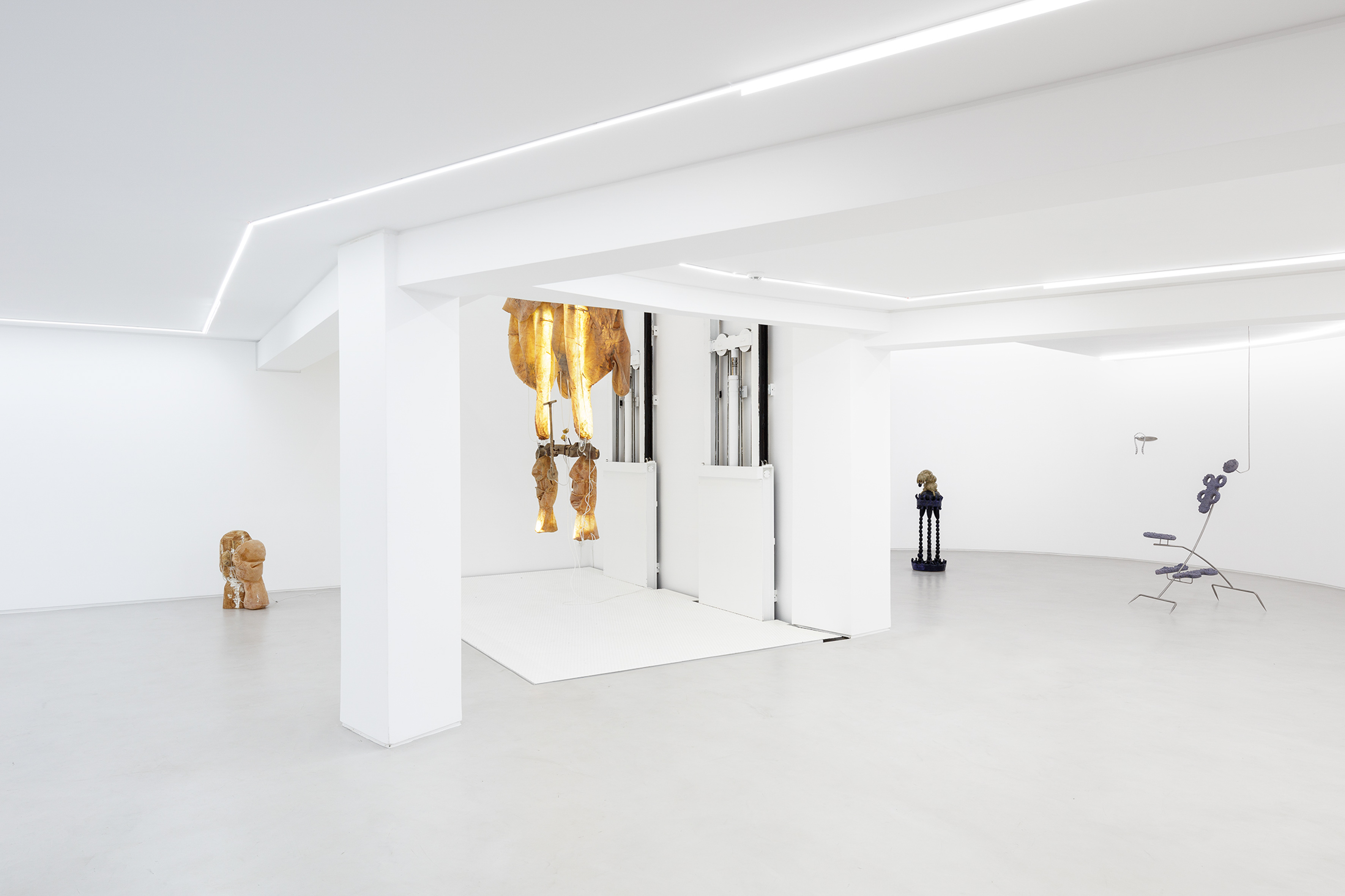 Motobody.zip, 2023, exhibition view, Galeria Foco, Lisbon (Manon Harrois, Francisco Trêpa and Gabriel Ribeiro)