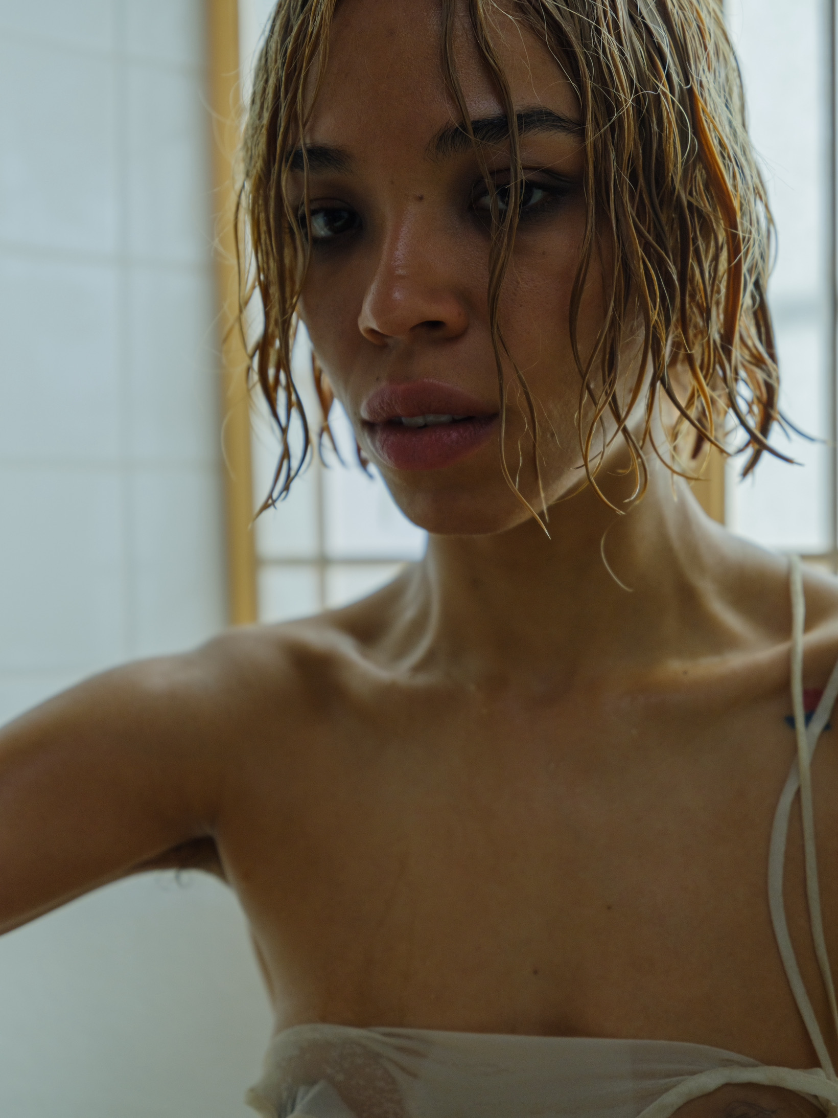 Zsela "Lily of the Nile"