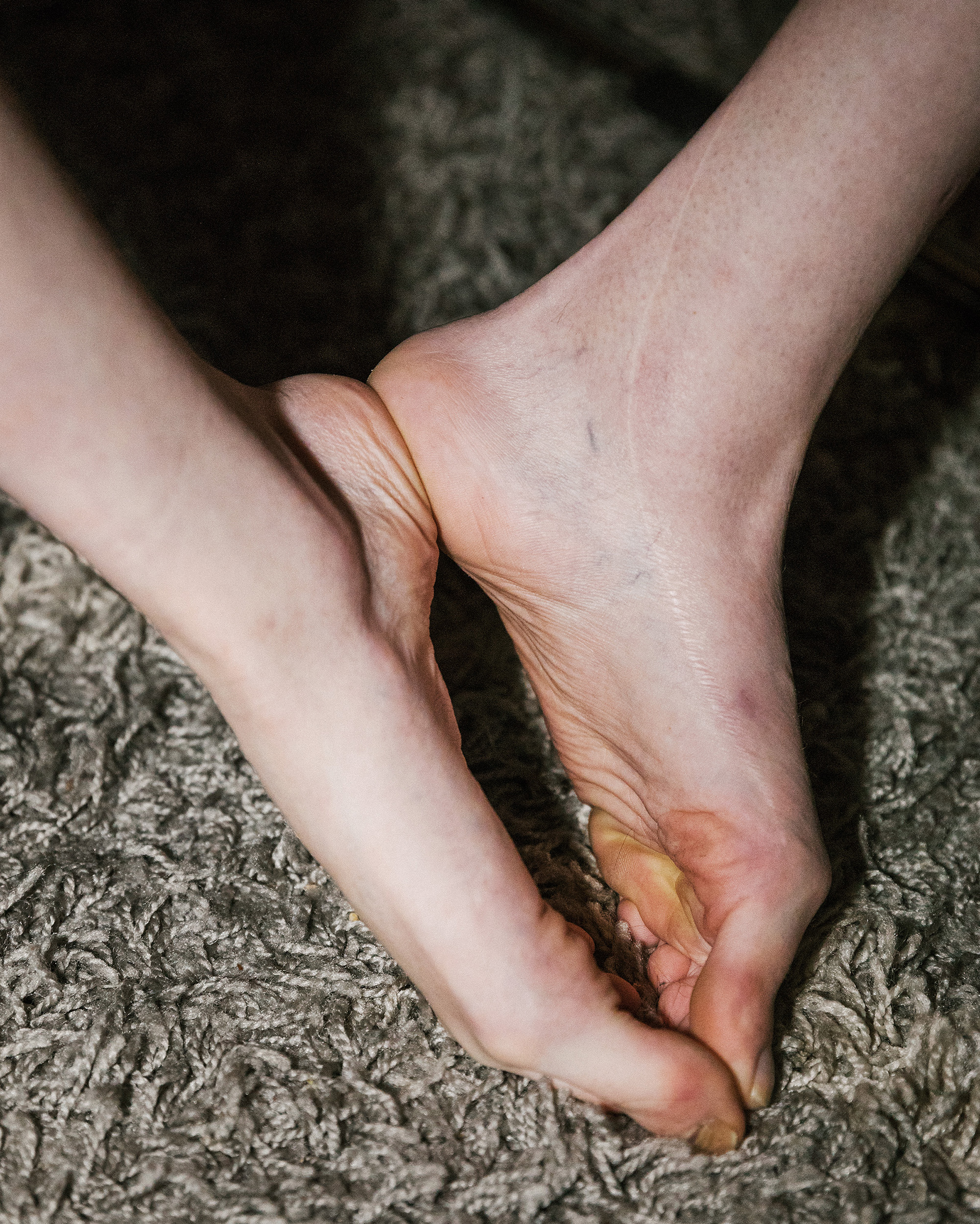 Jenica Heintzelman, Two Feet, Archival Inkjet Print, 2020