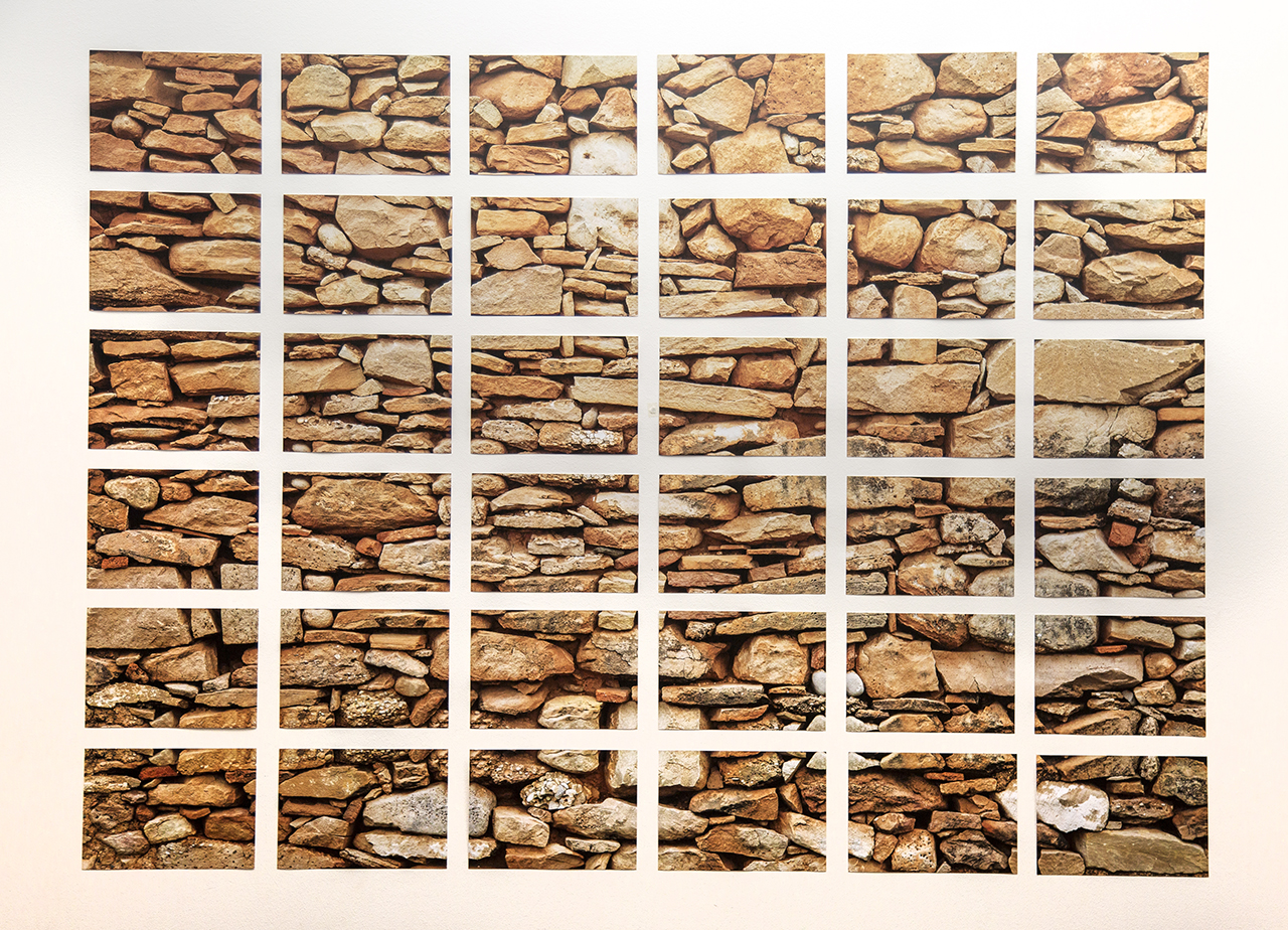 Instal&middot;laci&oacute; 1. 36 pedres. Pedra seca &copy; Albert Carreras, 2025