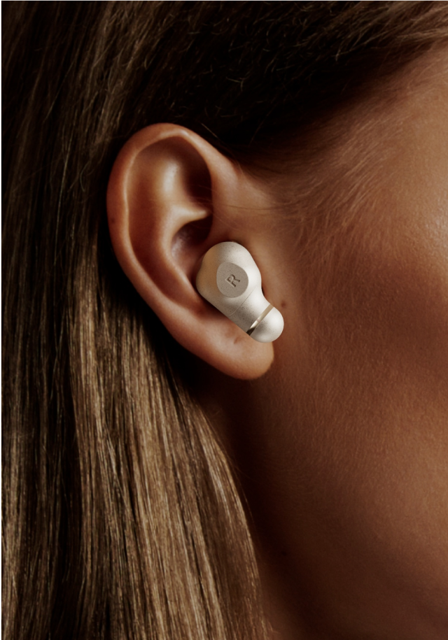 A serie of visualizations  of earphones Read the story