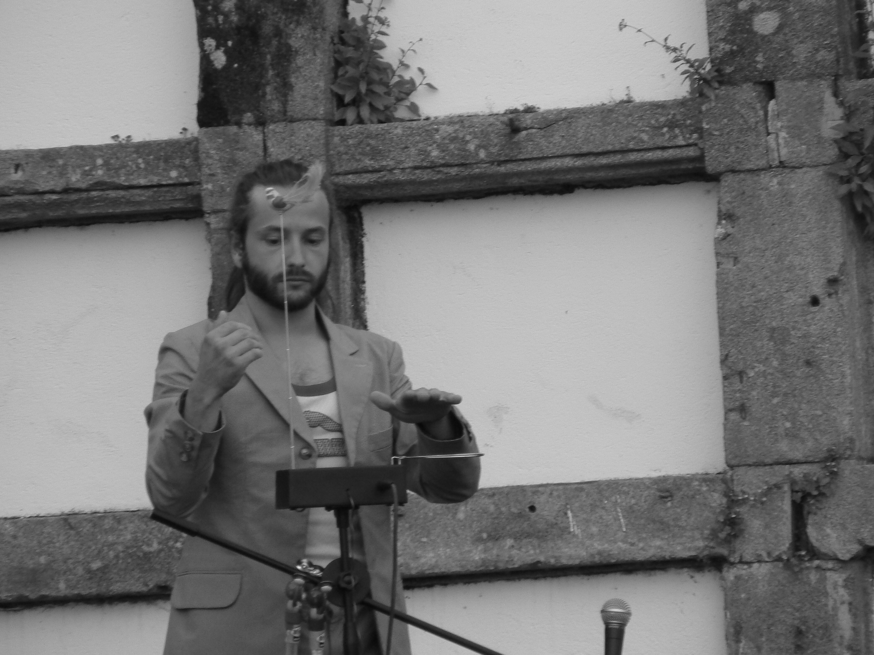 2008_Play (Borja Fern&aacute;ndez / Ux&iacute;a P. Vaello)