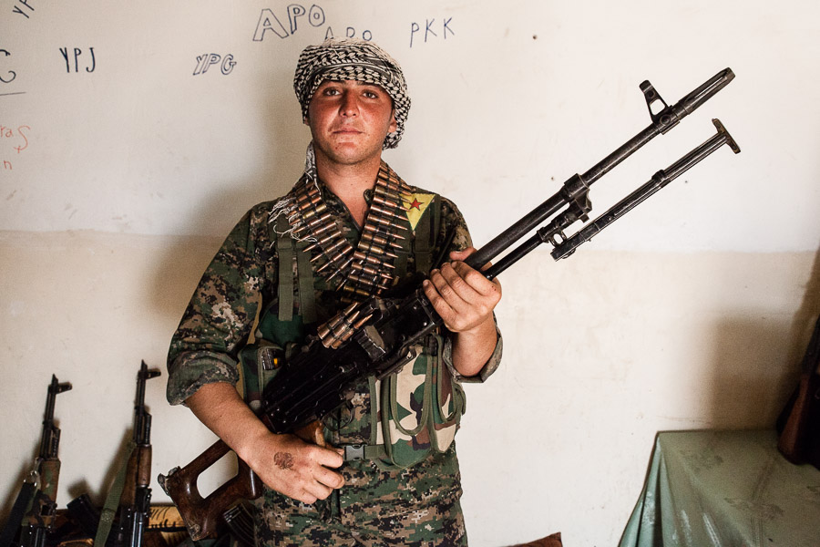 YPG fighter in Rojava