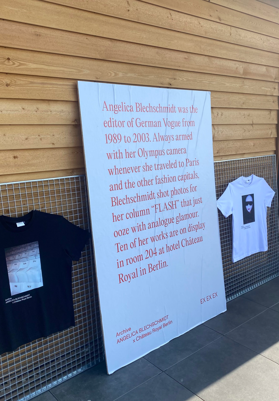 (4) design of shirt & event display