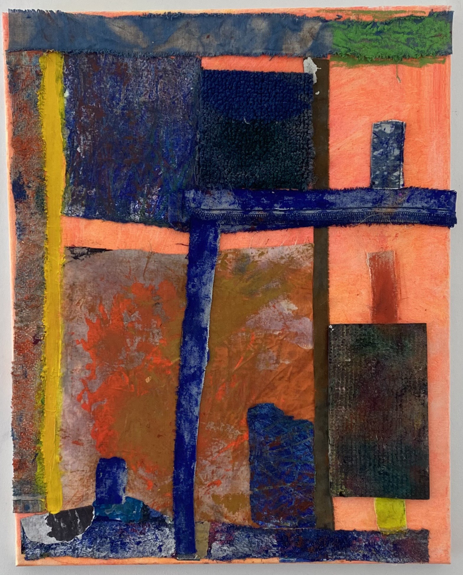 2025 multimedia $900