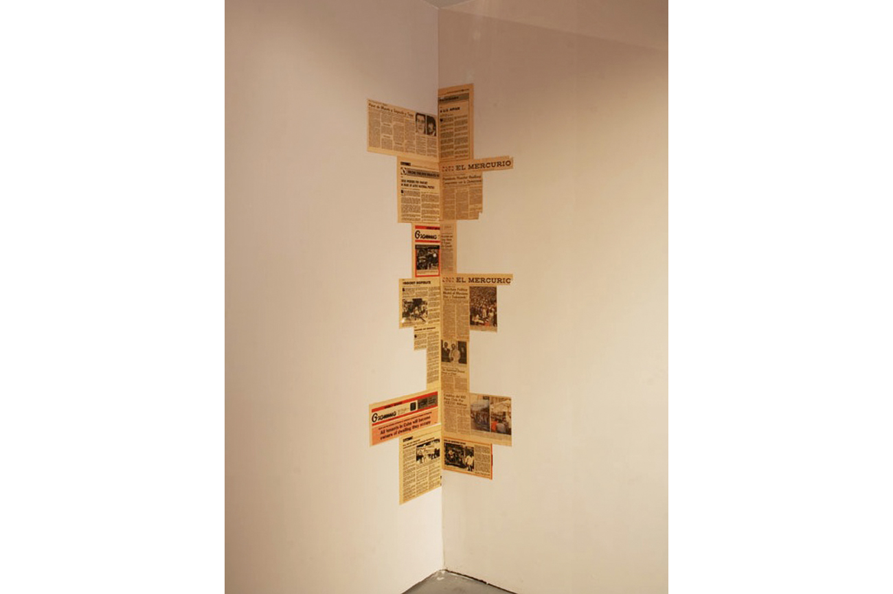 Juan DowneyCorner, 1985Selección de recortes de diarios de Granma, Weekly Review y El Mercurio publicados entre 1983 y 1985 Dimensiones variables