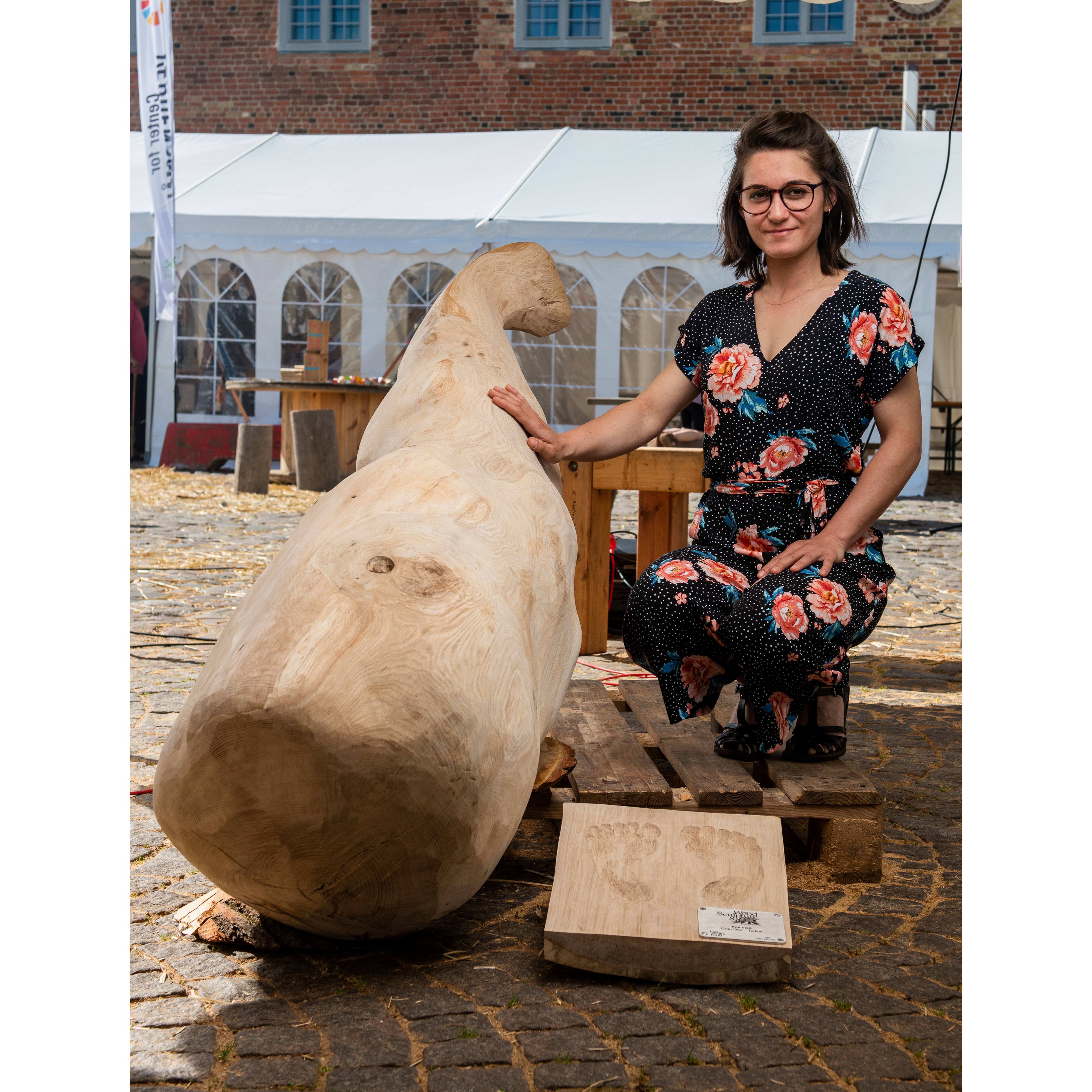        2019/Fine Visit/Wood