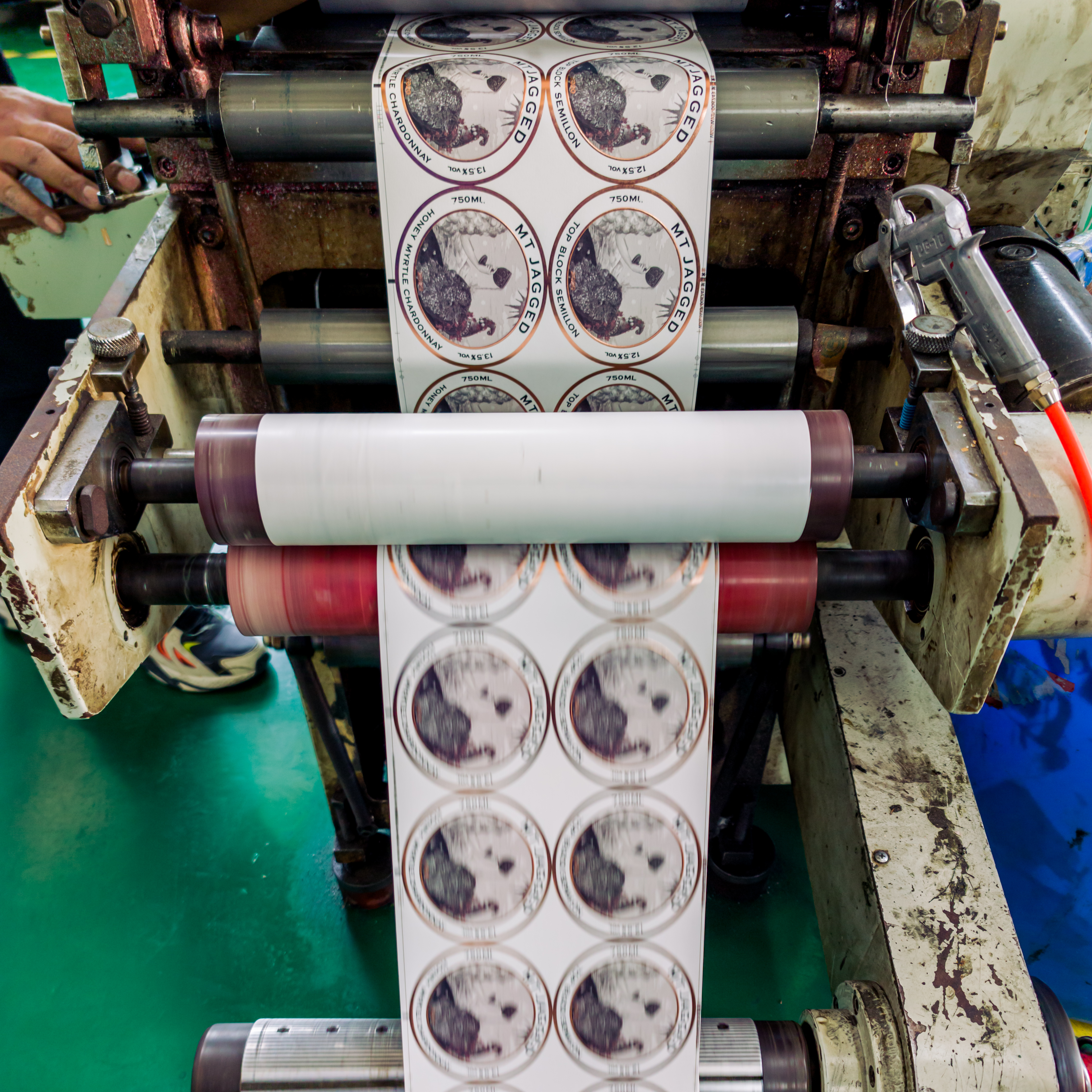 20220308-工厂监工捏