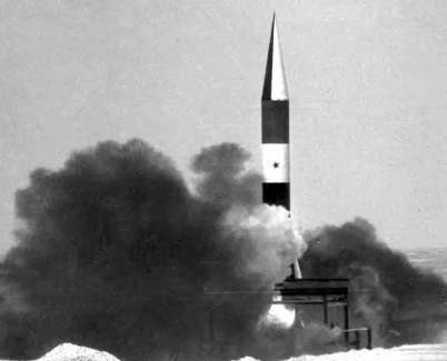 Unbearable future that slips through my fingers