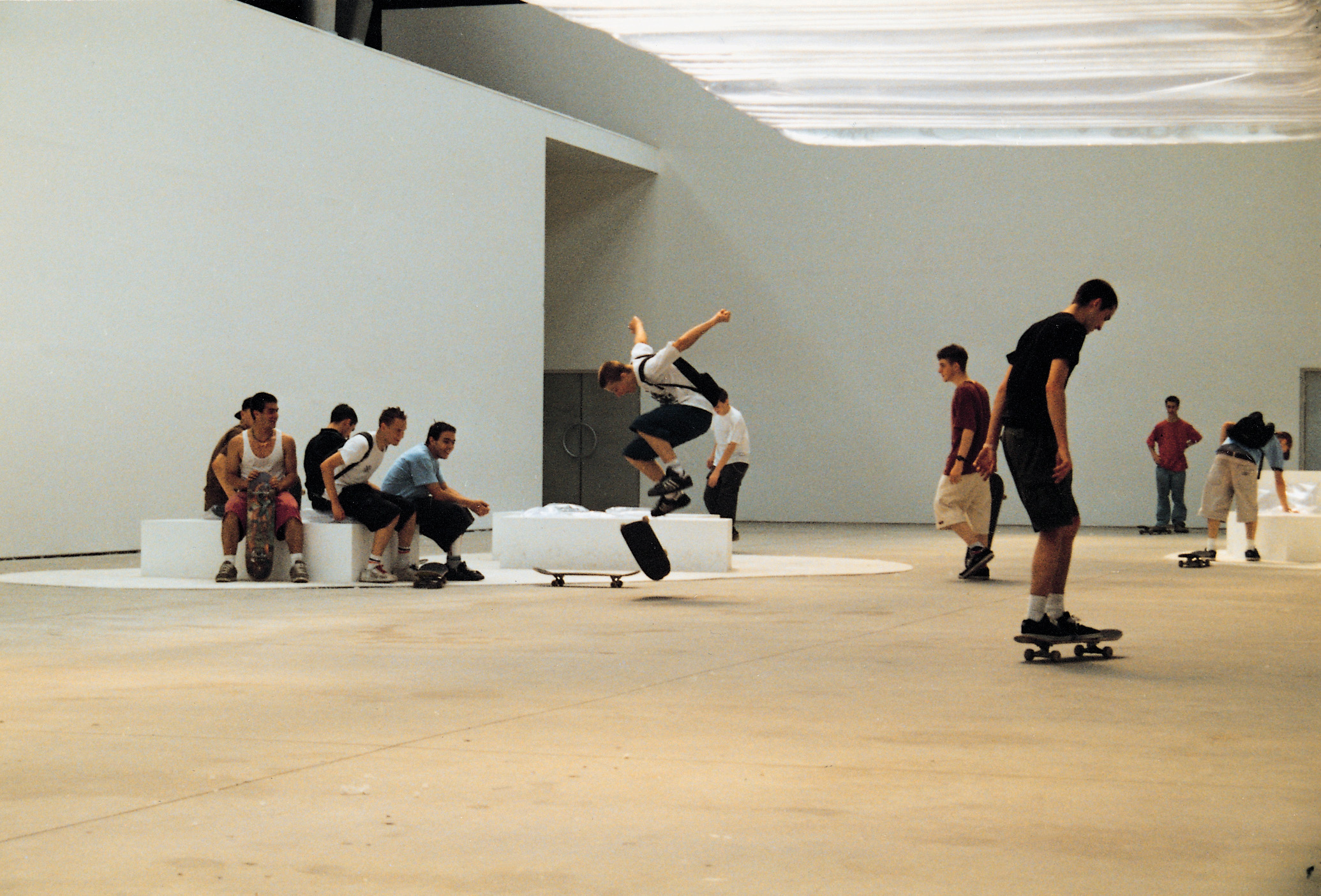 Liam Gillick and Gabriel Kuri, Everyday Holiday/La Fete au Quotidien, 1996