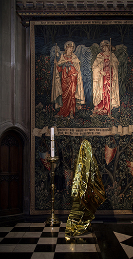 Landing, 54 × 105cm. 2017