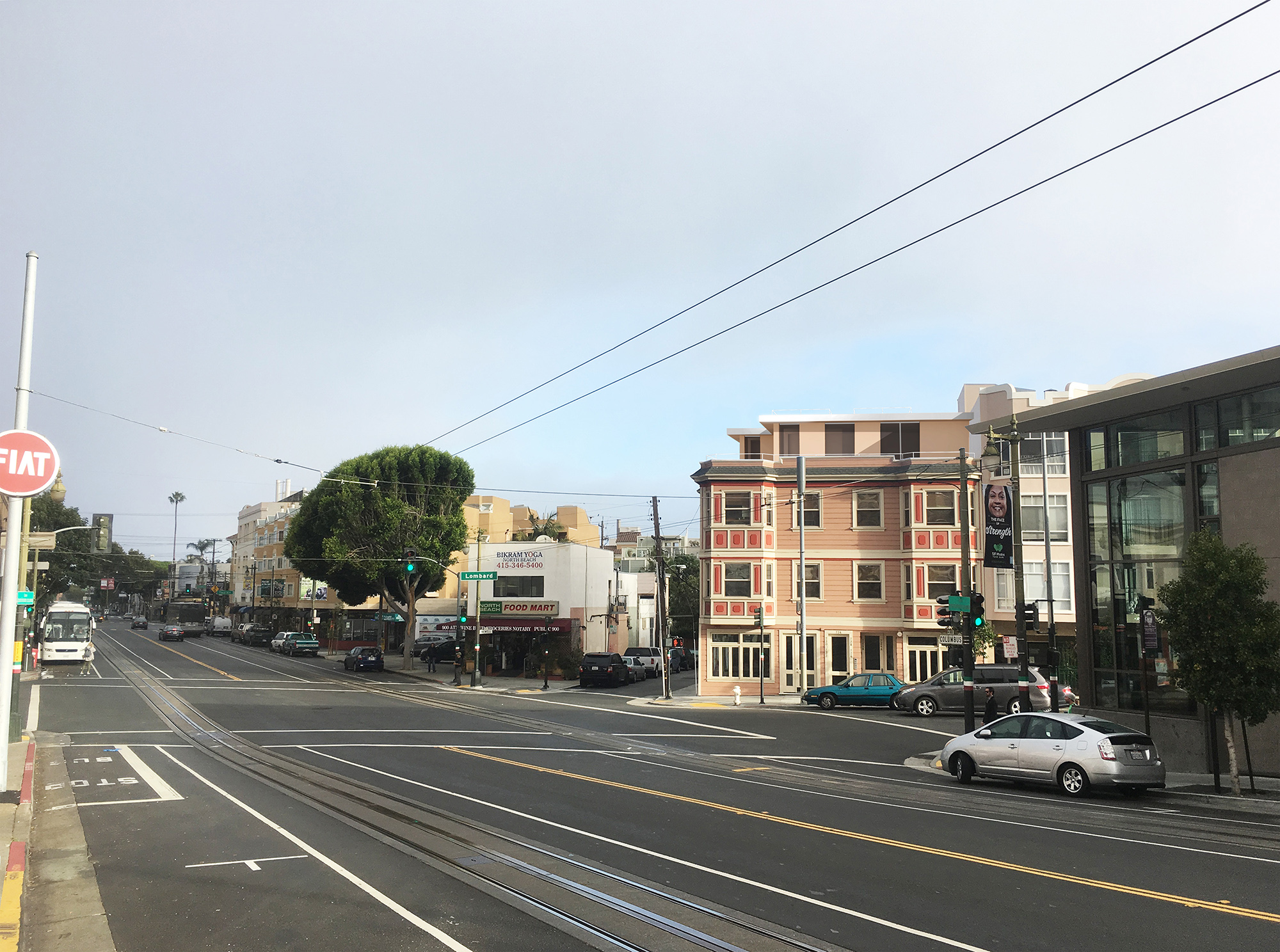 Lombard St. Penthouse