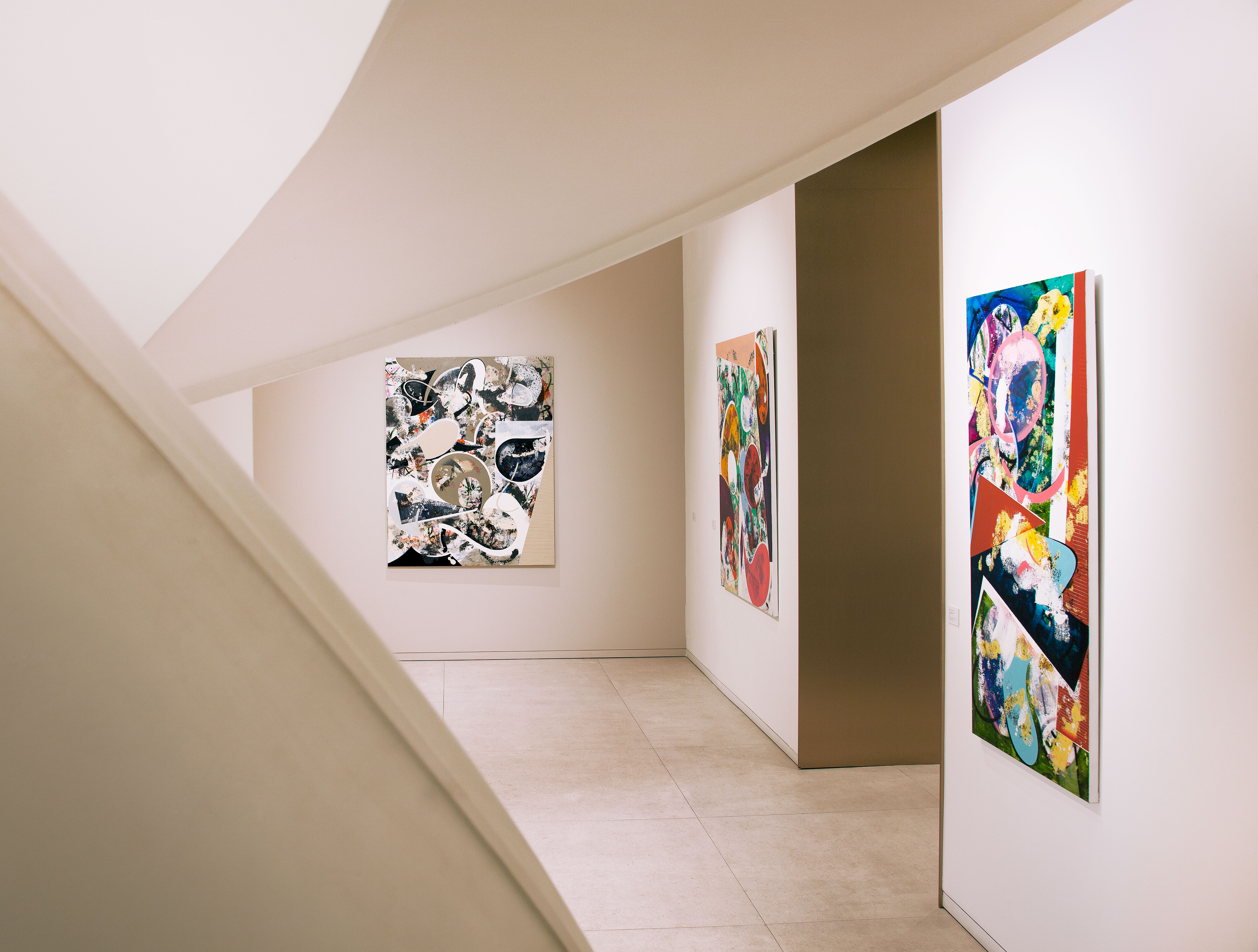 'Paraísos'. Installation view. Opera Gallery (Madrid), 2024. 